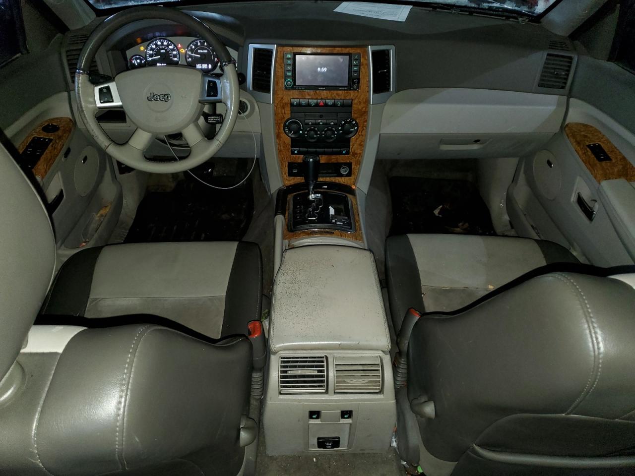 2010 Jeep Grand Cherokee - Image 8