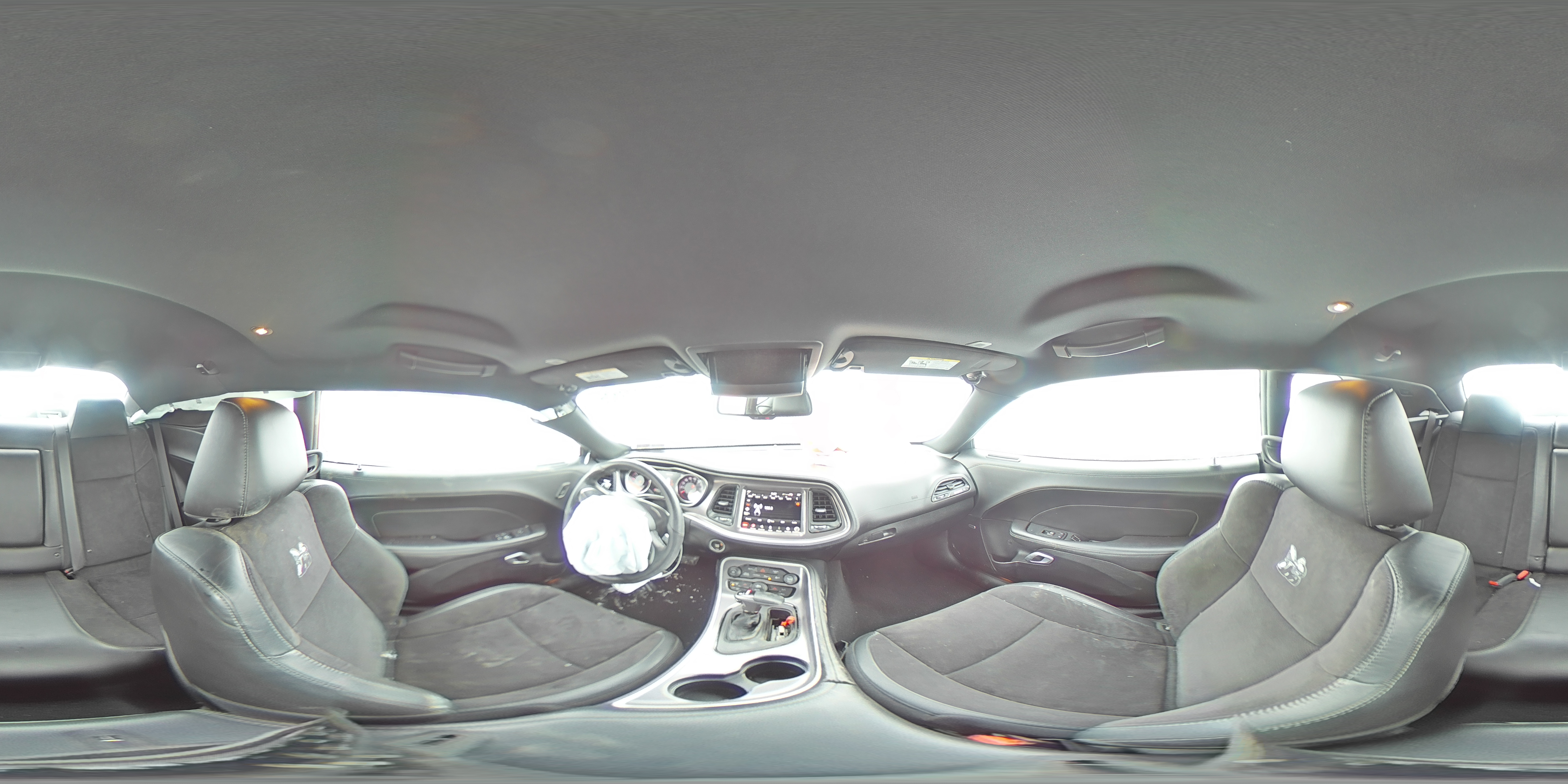 2021 Dodge Challenger - Image 13