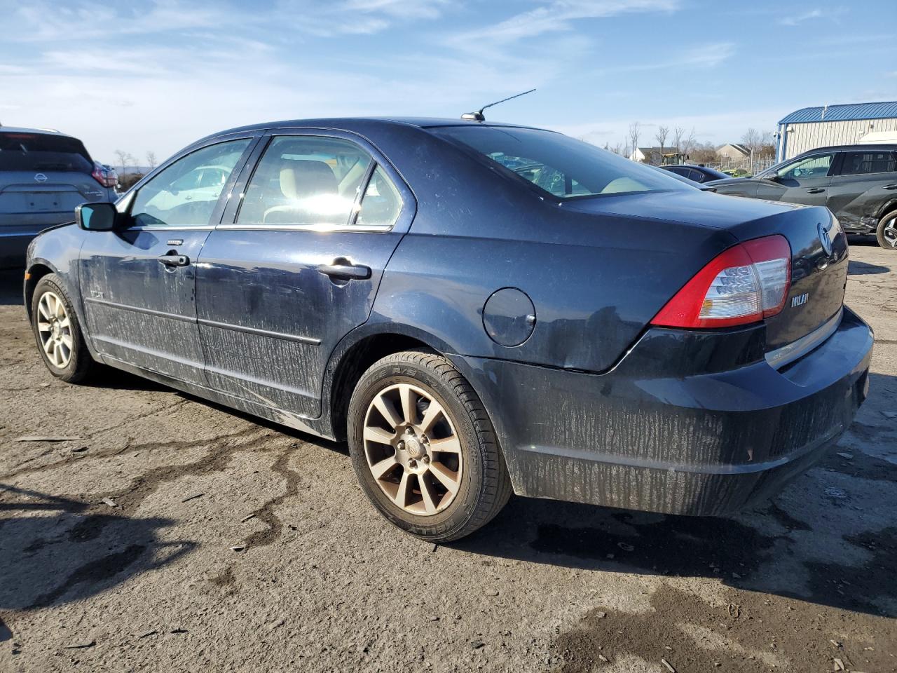 2008 Mercury Milan - Image 2