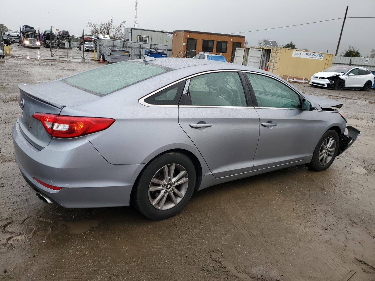 2017 Hyundai Sonata - Image 3