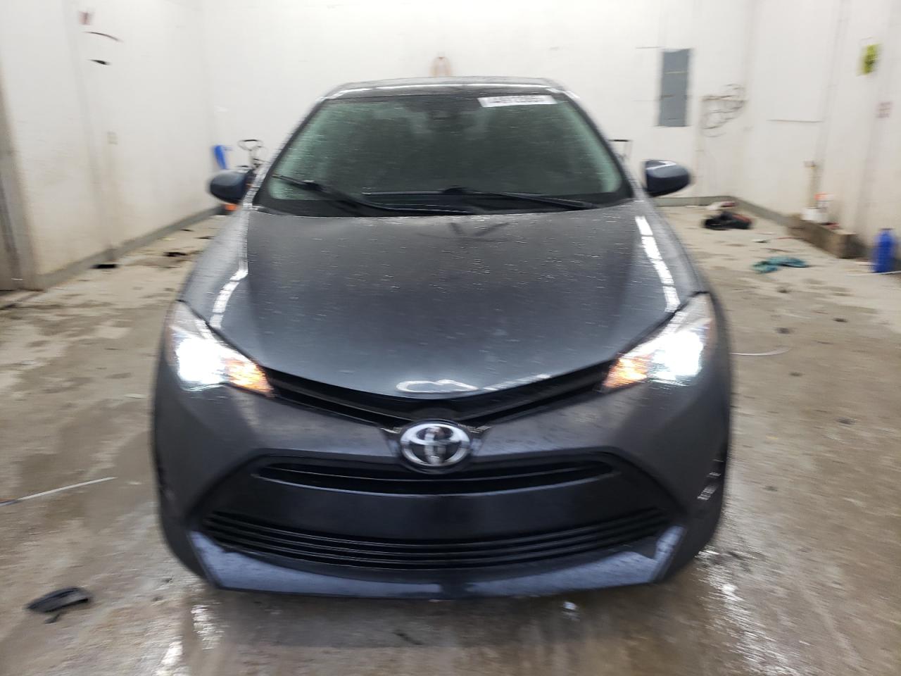 2017 Toyota Corolla - Image 5