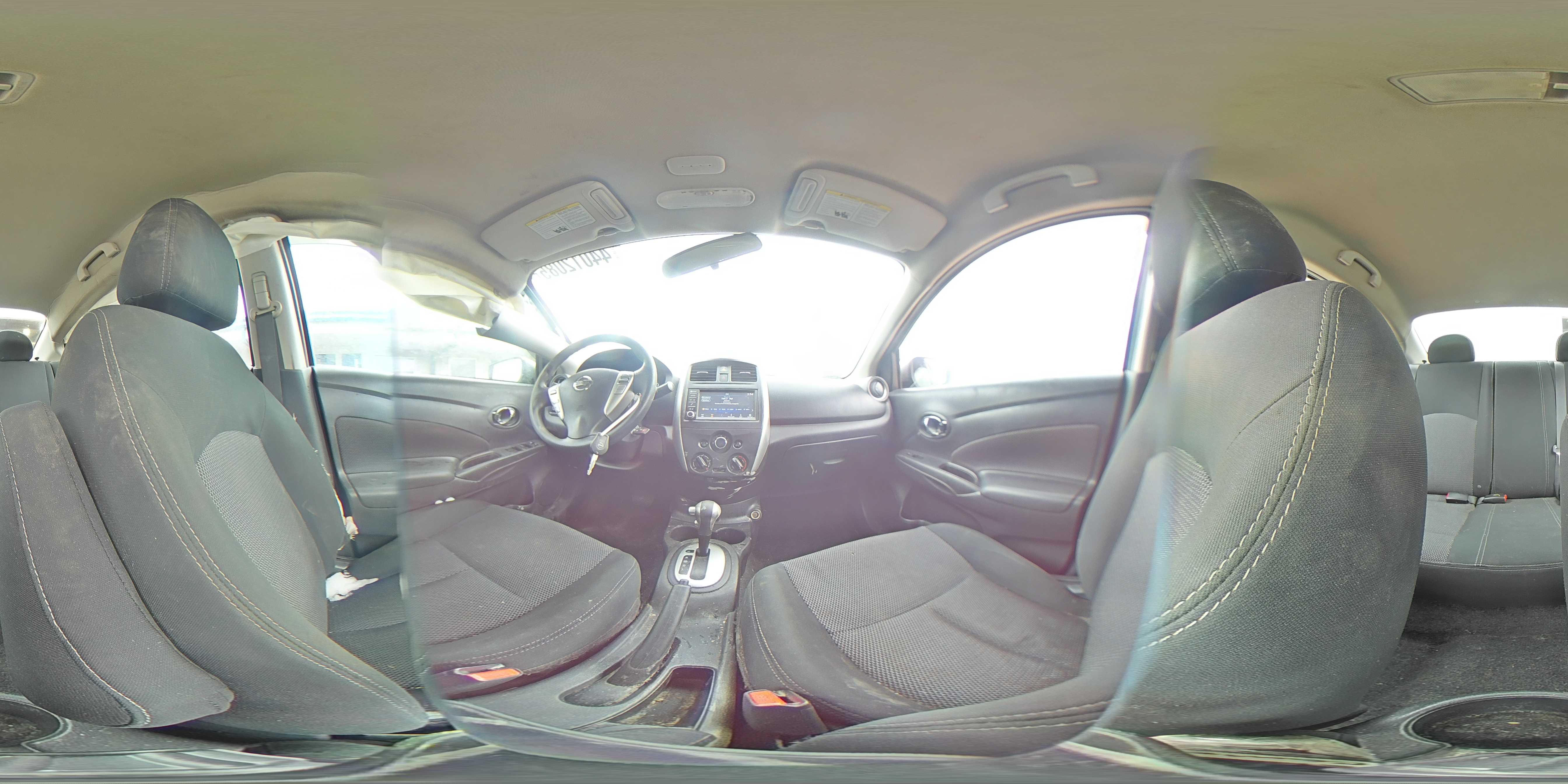 2019 Nissan Versa - Image 13