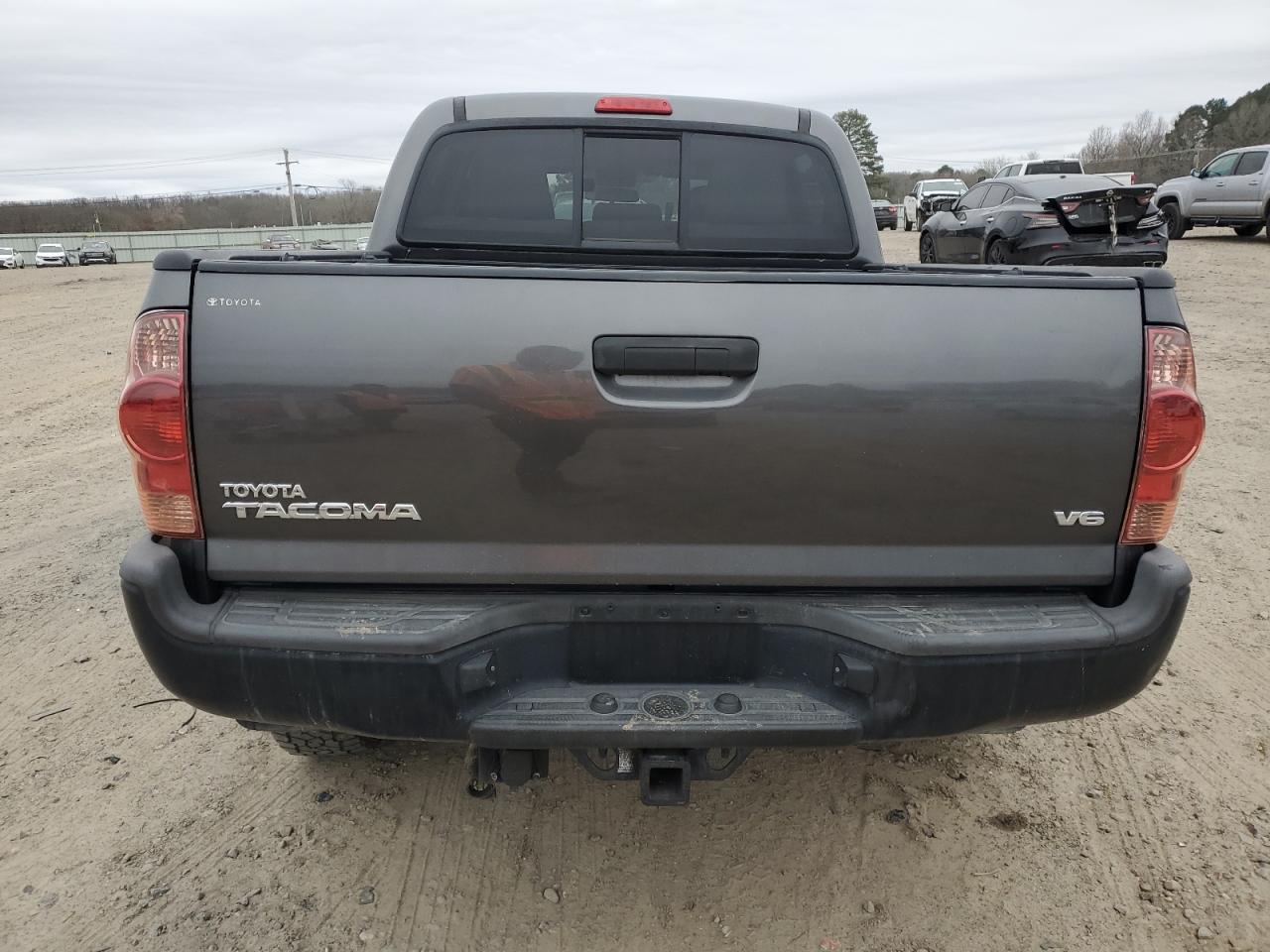2014 Toyota Tacoma - Image 6