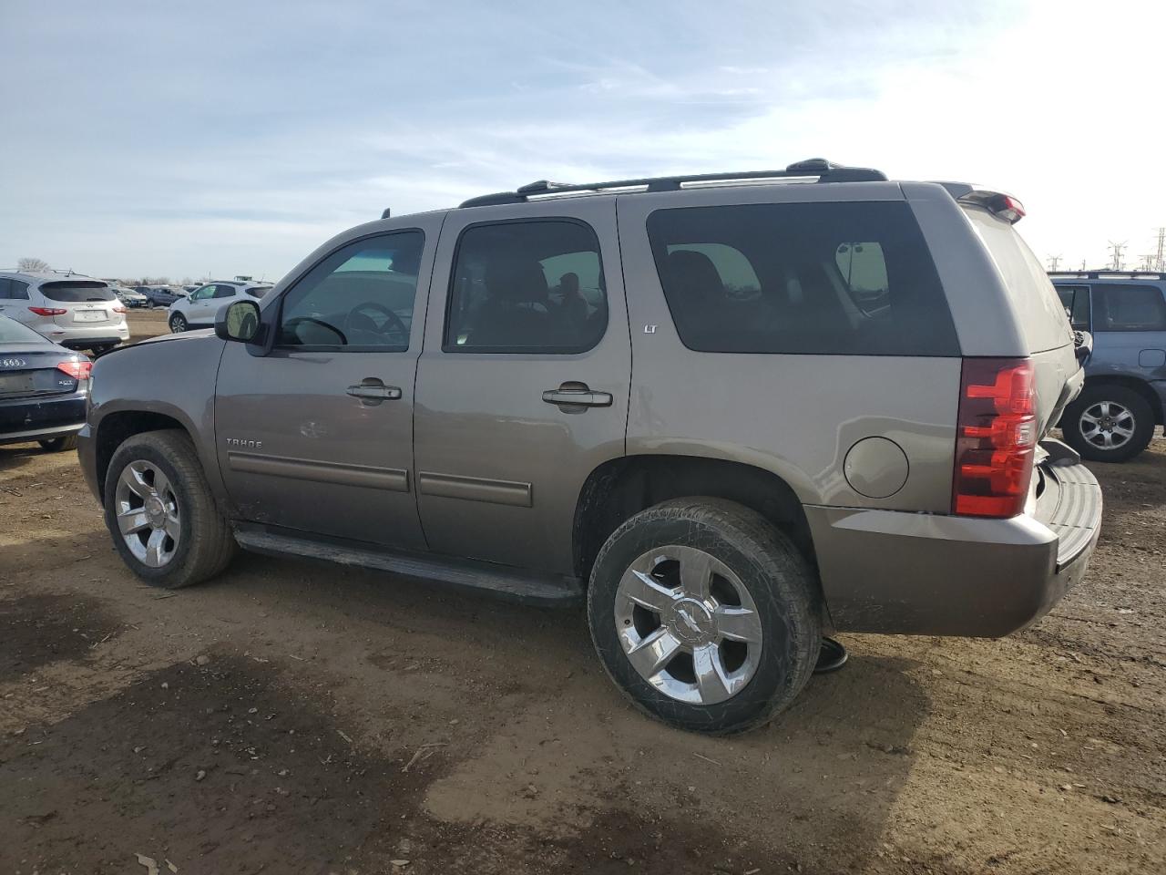2011 Chevrolet Tahoe - Image 2