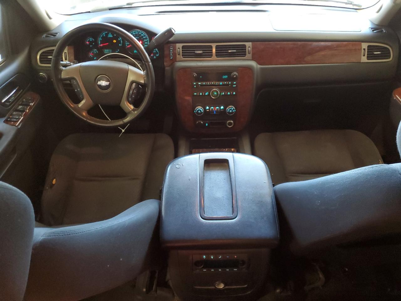 2012 Chevrolet Tahoe - Image 8
