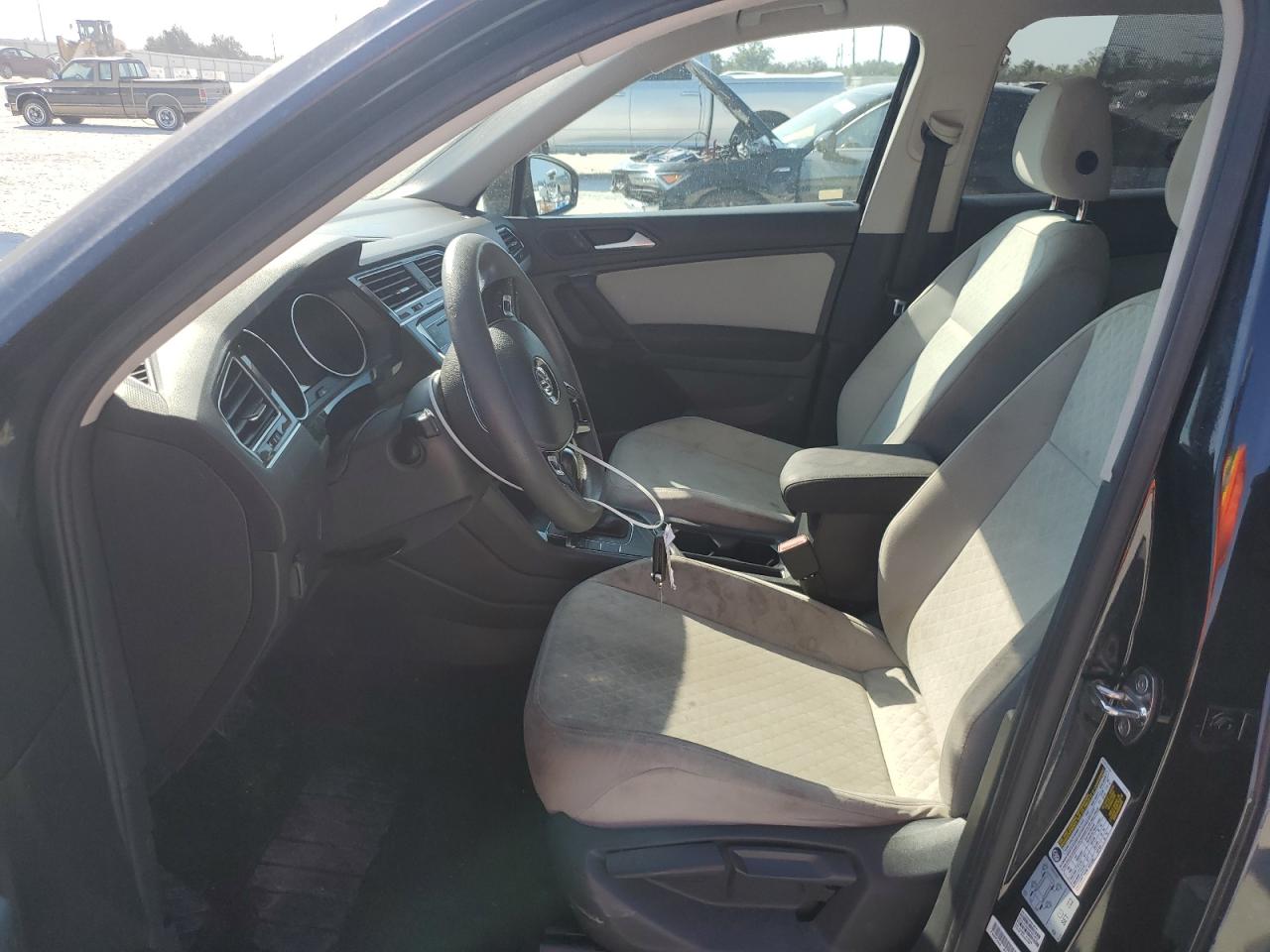 2019 Volkswagen Tiguan - Image 7