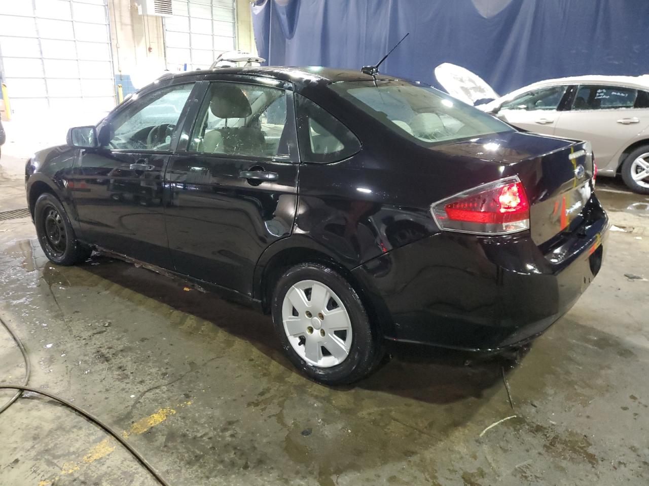 2010 Ford Focus - Image 2