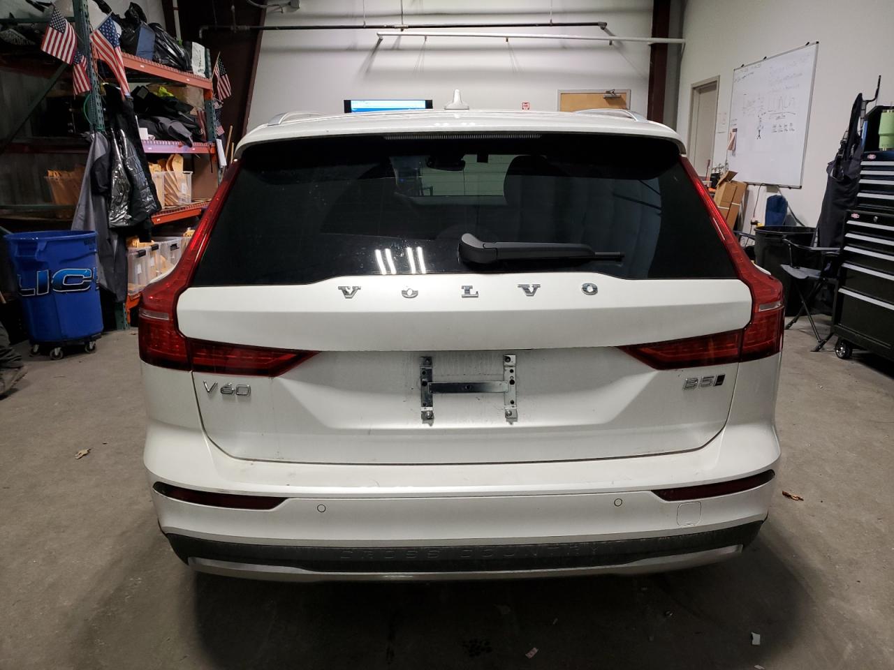 2024 Volvo V60 Cross Country Plus VIN: YV4L12WY6R2136392 Lot: 42932275