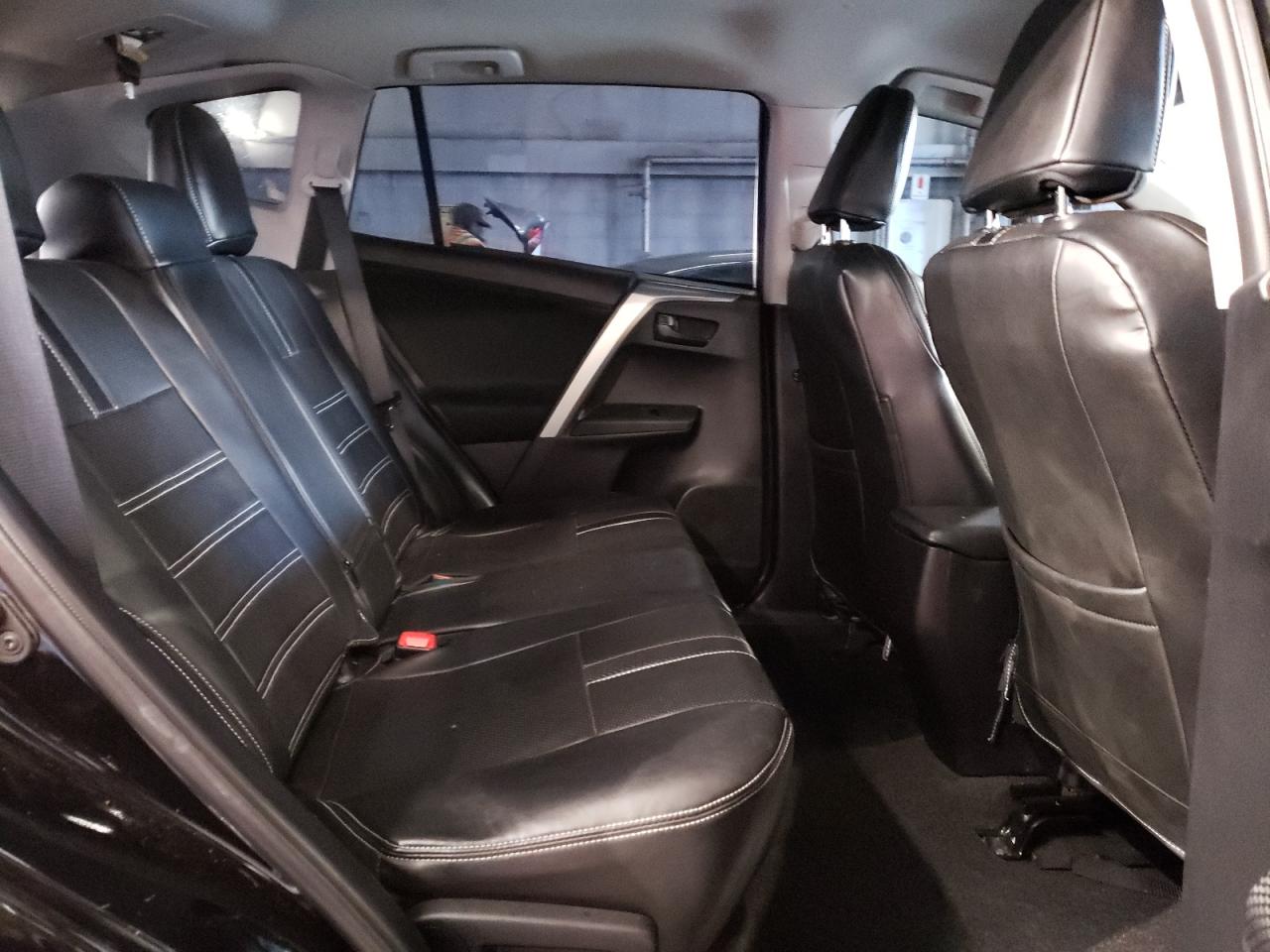 2014 Toyota RAV 4 - Image 11