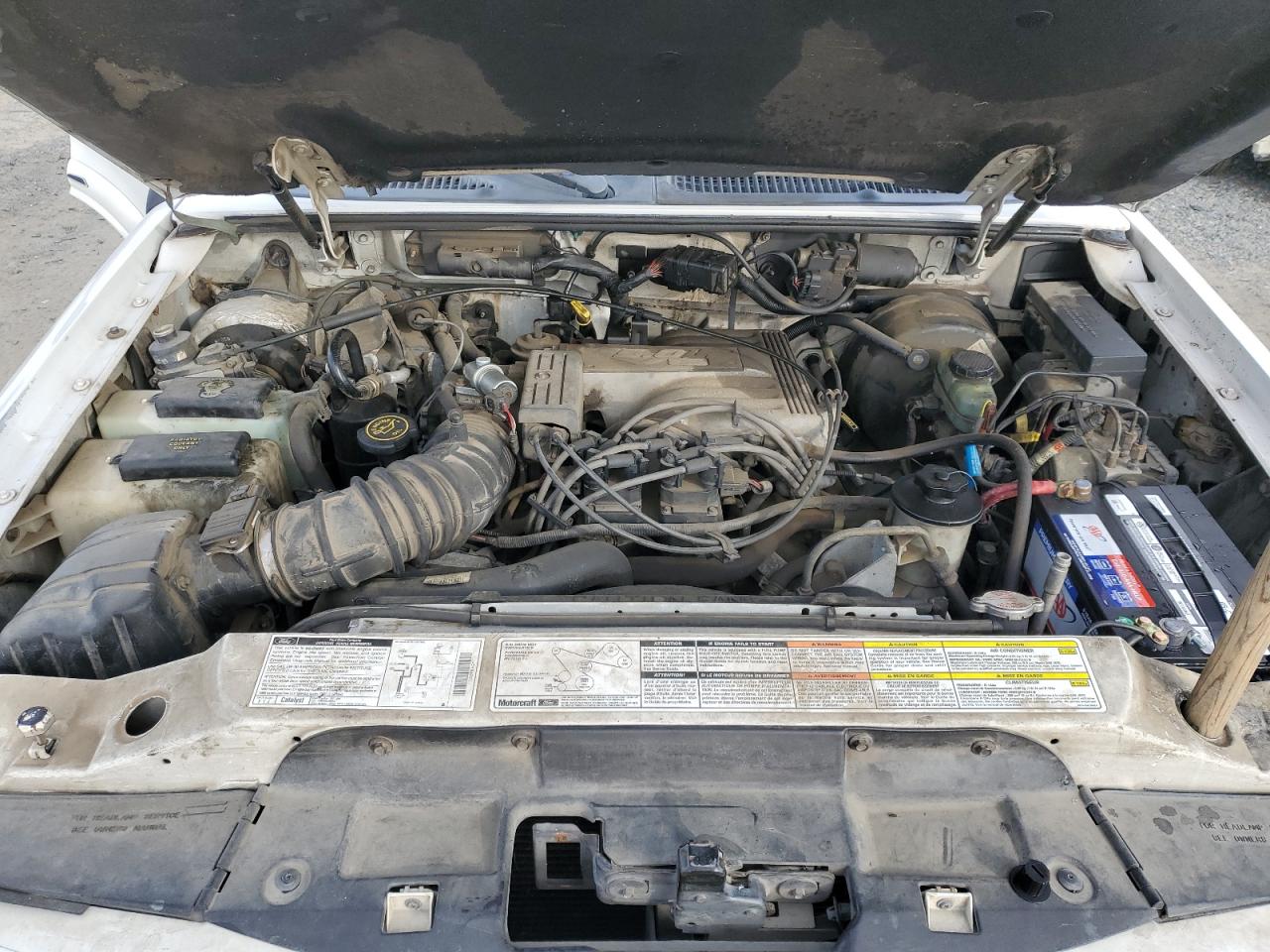 1999 Ford Explorer - Image 11