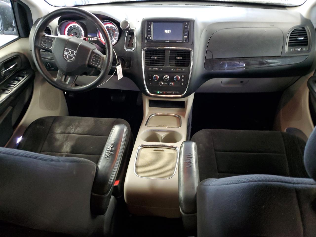 2014 Dodge Caravan - Image 8