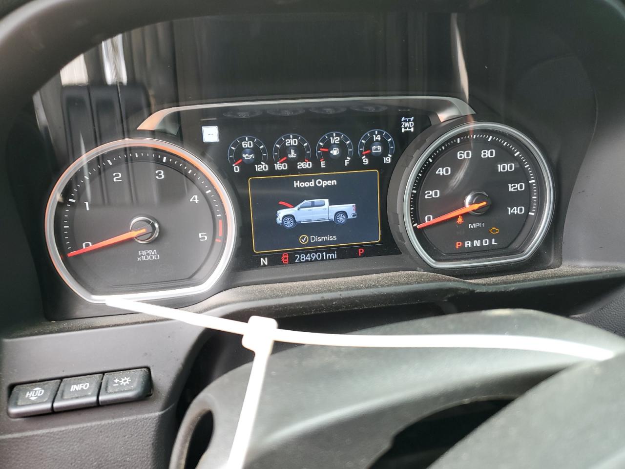 VIN: 1GC4YPEY5MF233764 2021 CHEVROLET ALL Models