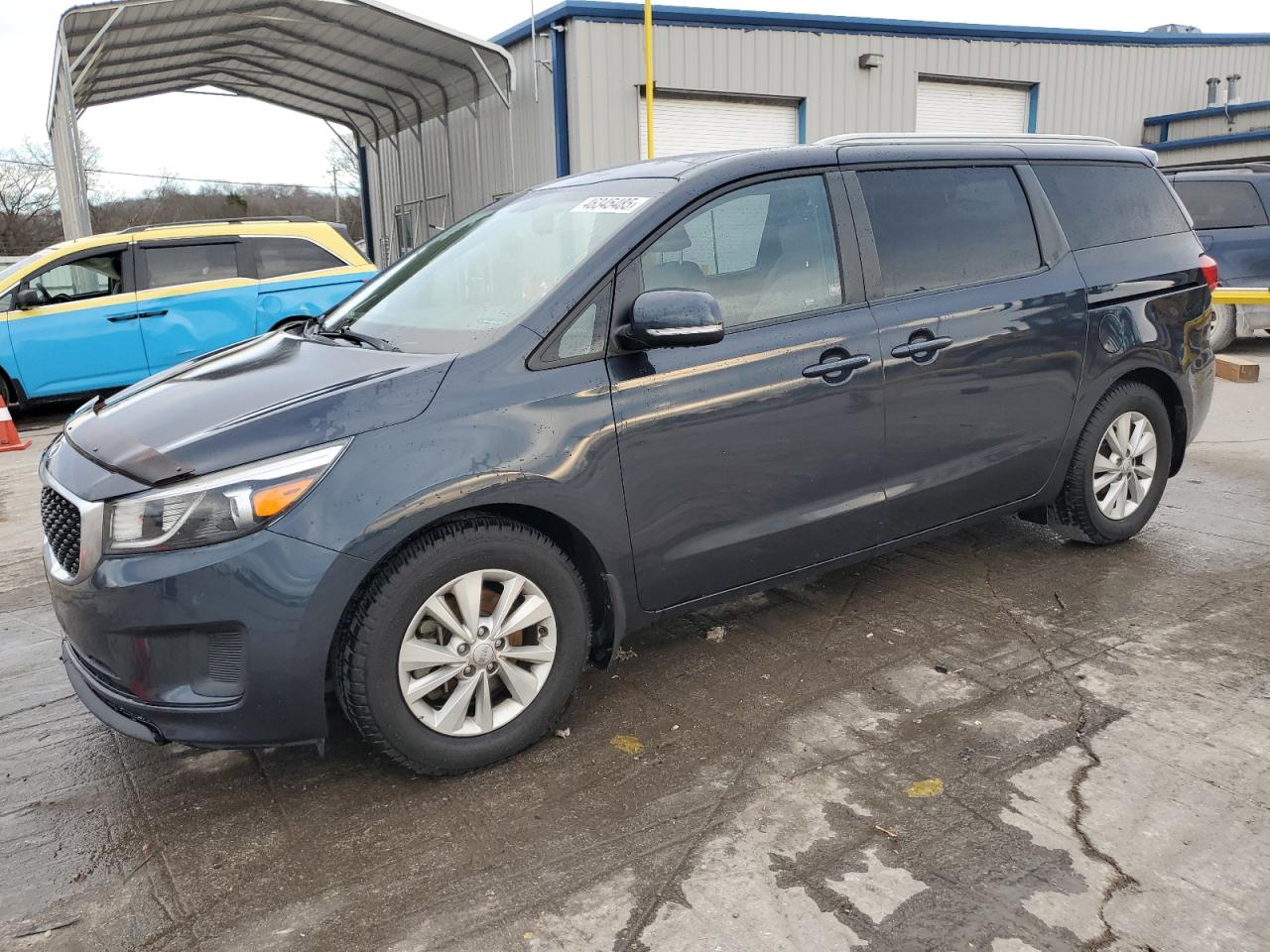 2016 Kia Sedona - Image 1