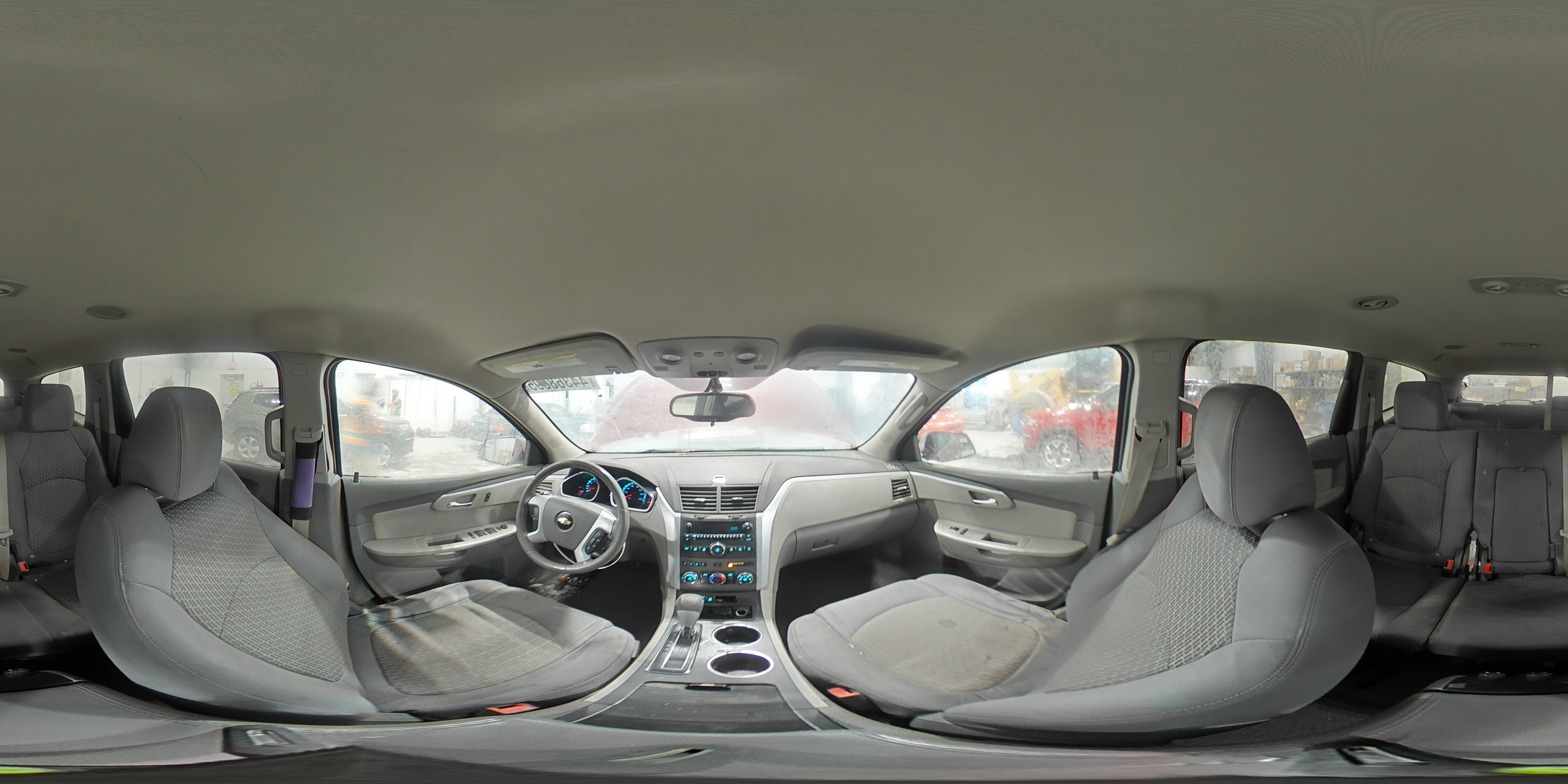 2011 Chevrolet Traverse - Image 14