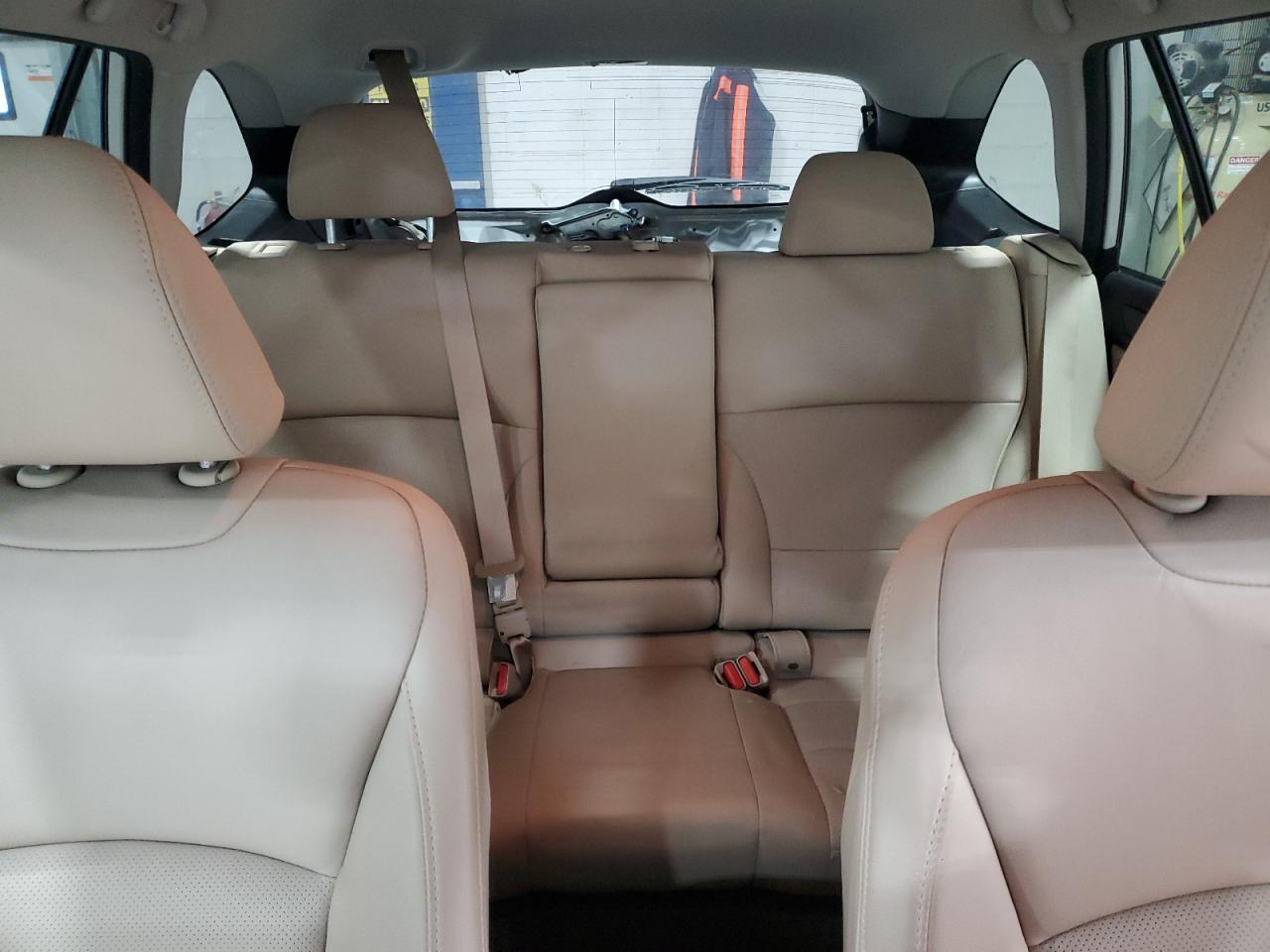 2017 Subaru Outback - Image 10
