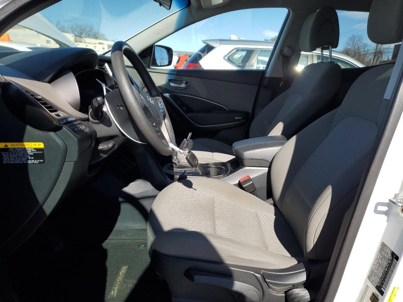 2017 Hyundai Santa Fe - Image 7