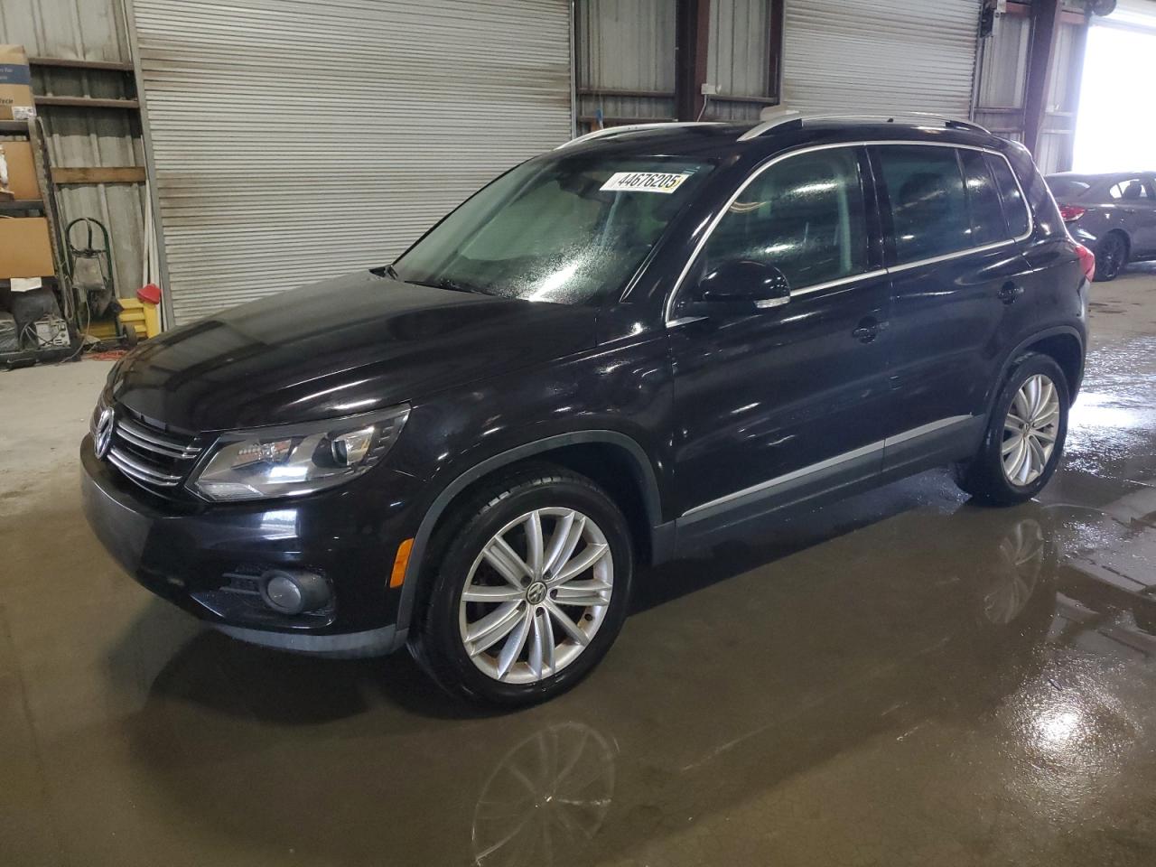 2016 Volkswagen Tiguan - Image 1