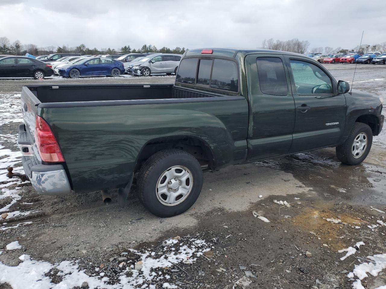 2013 Toyota Tacoma - Image 3
