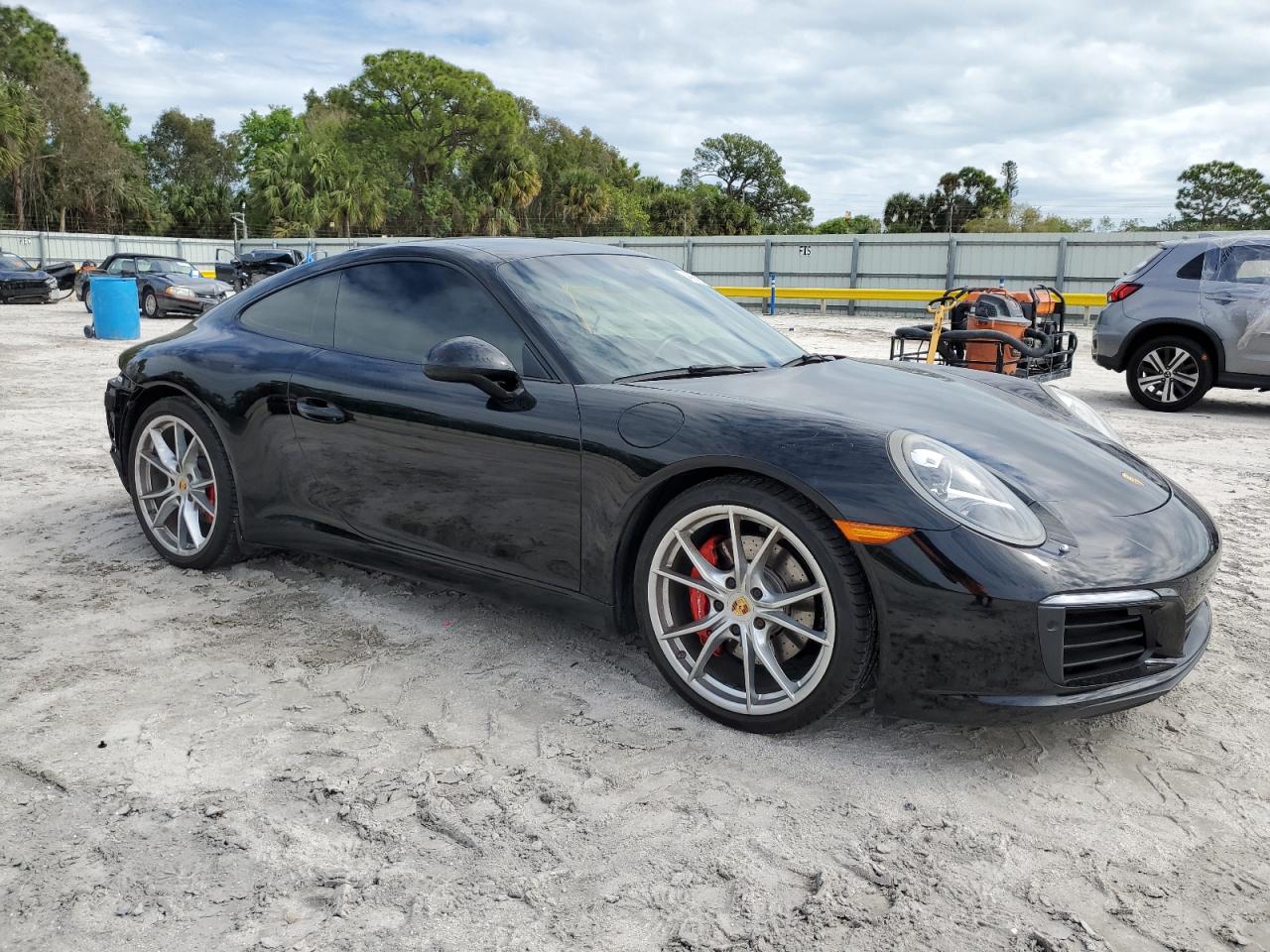 2017 Porsche 911 - Image 4
