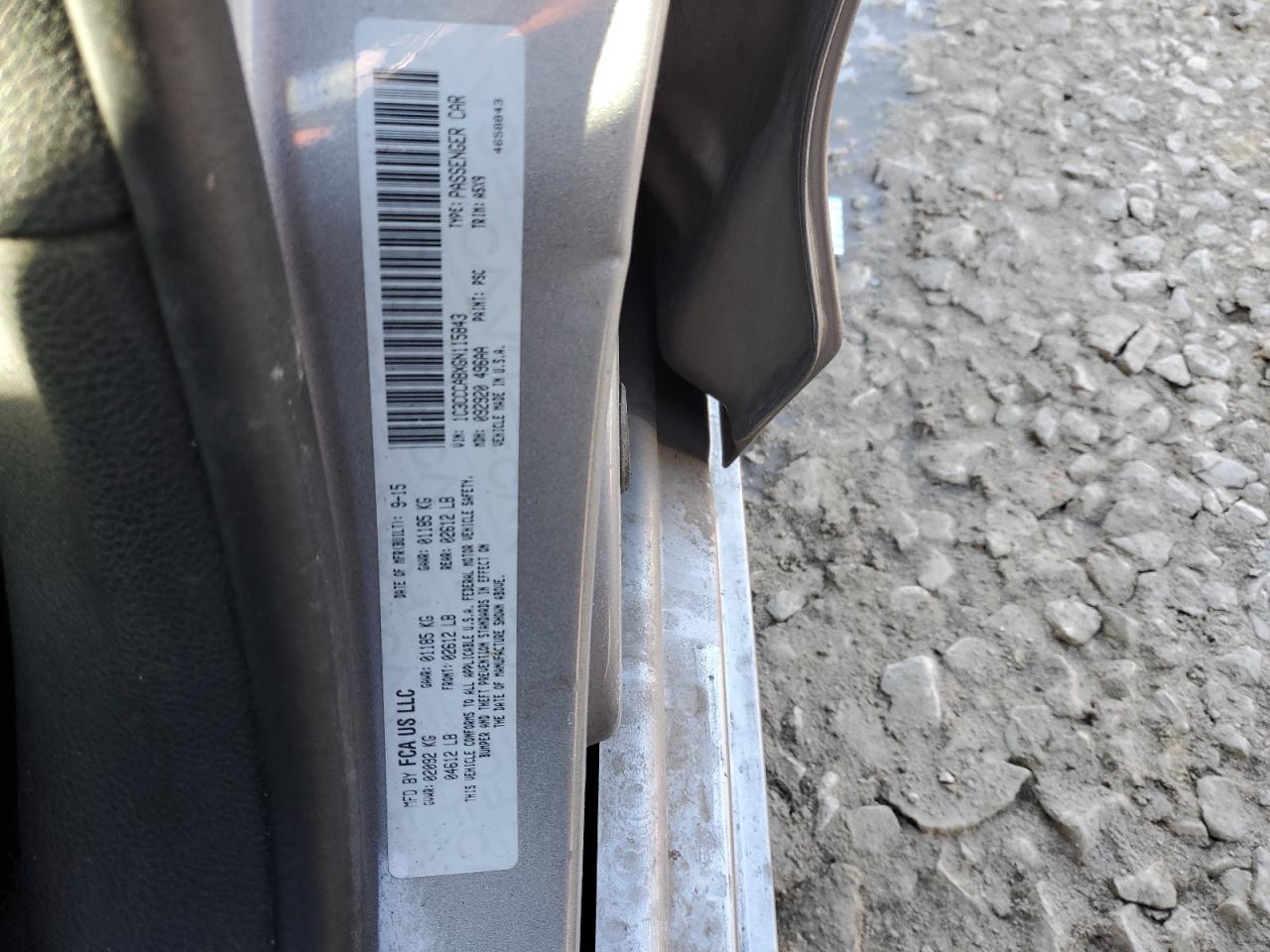 2016 Chrysler 200 - Image 13
