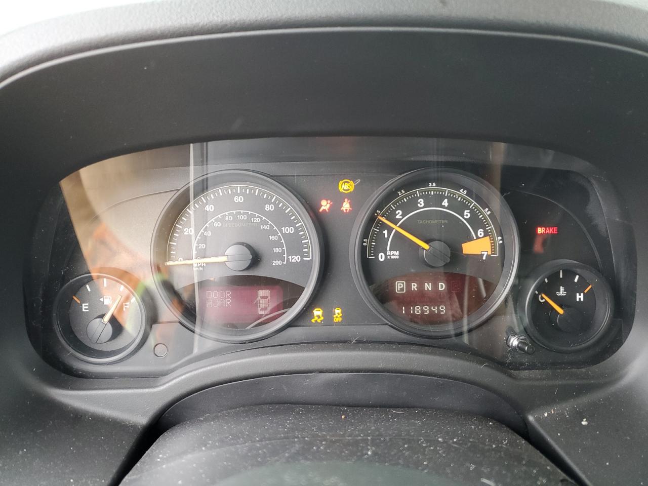 2015 Jeep Liberty (Patriot) - Image 9