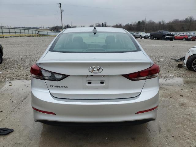  HYUNDAI ELANTRA 2018 Srebrny