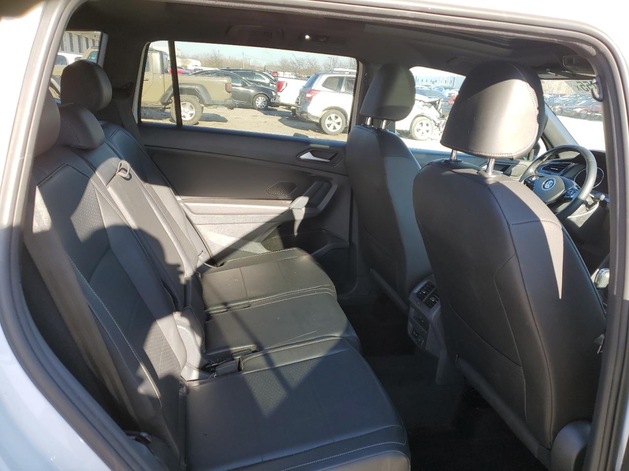 Фото: 3VV2B7AX4LM074029 - 11