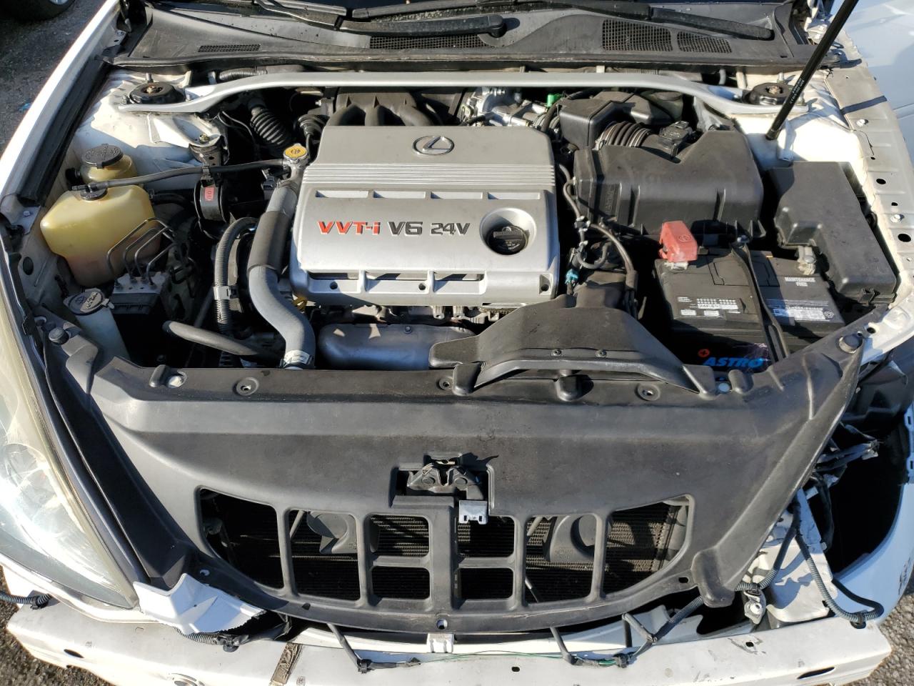 2003 Lexus ES - Image 11