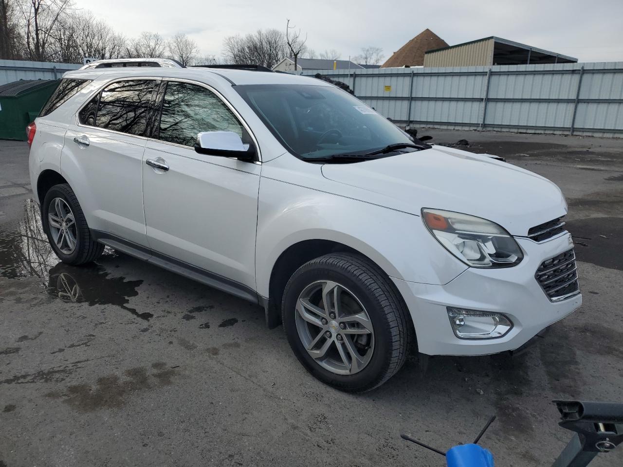 2016 Chevrolet Equinox - Image 4