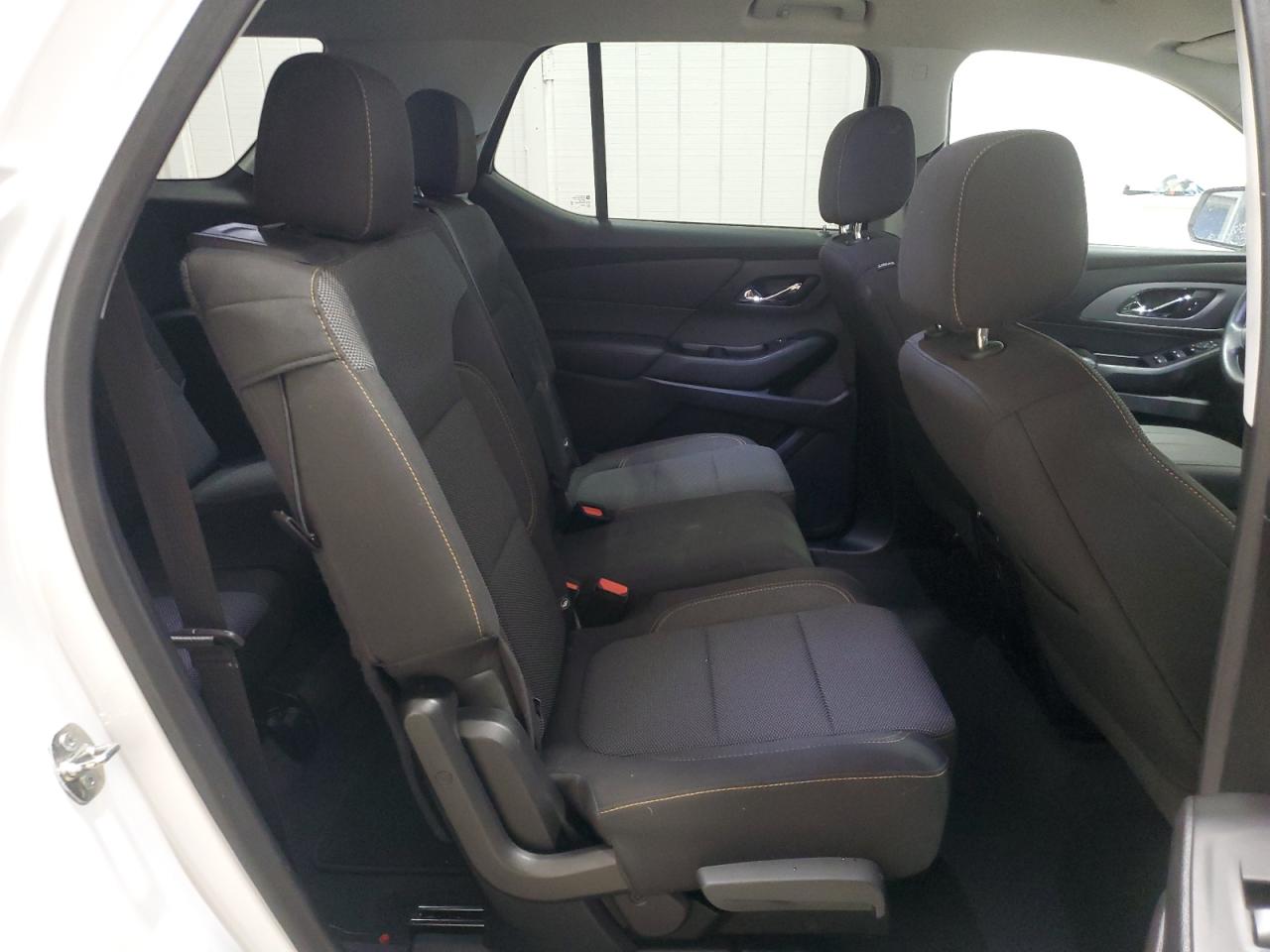 2020 Chevrolet Traverse - Image 11