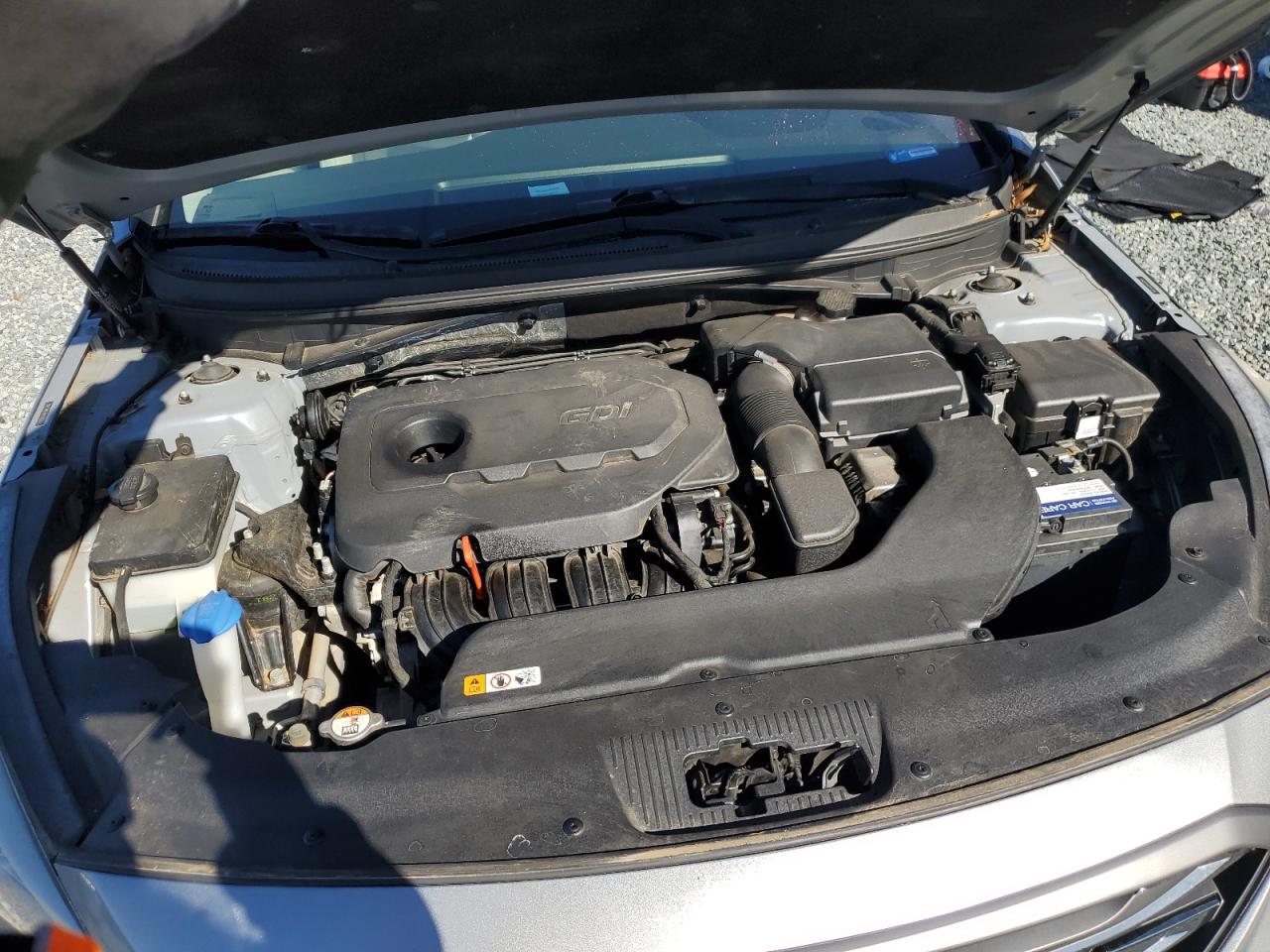 2015 Hyundai Sonata - Image 11