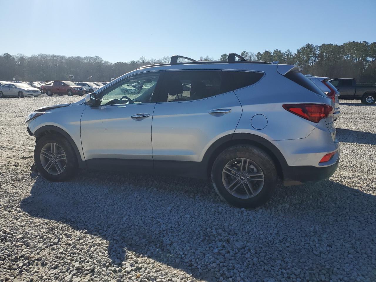 2018 Hyundai Santa Fe - Image 2
