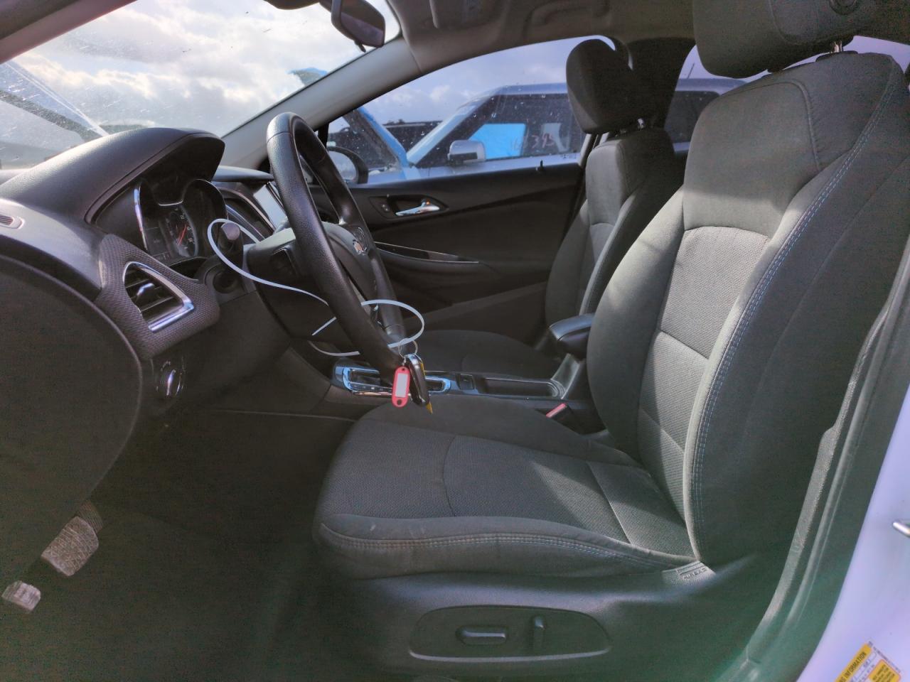 2017 Chevrolet Cruze - Image 7