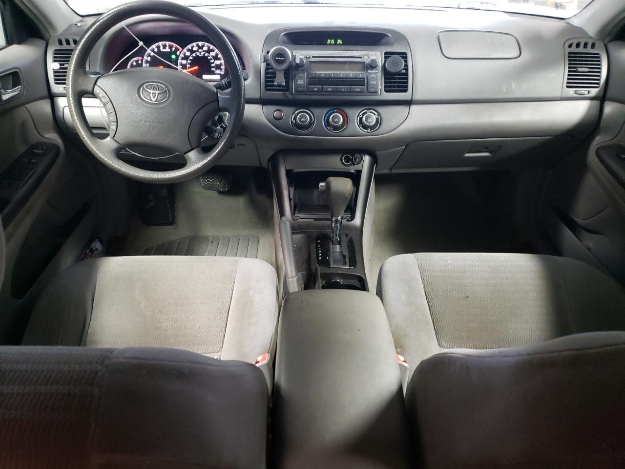 2006 Toyota Camry - Image 8