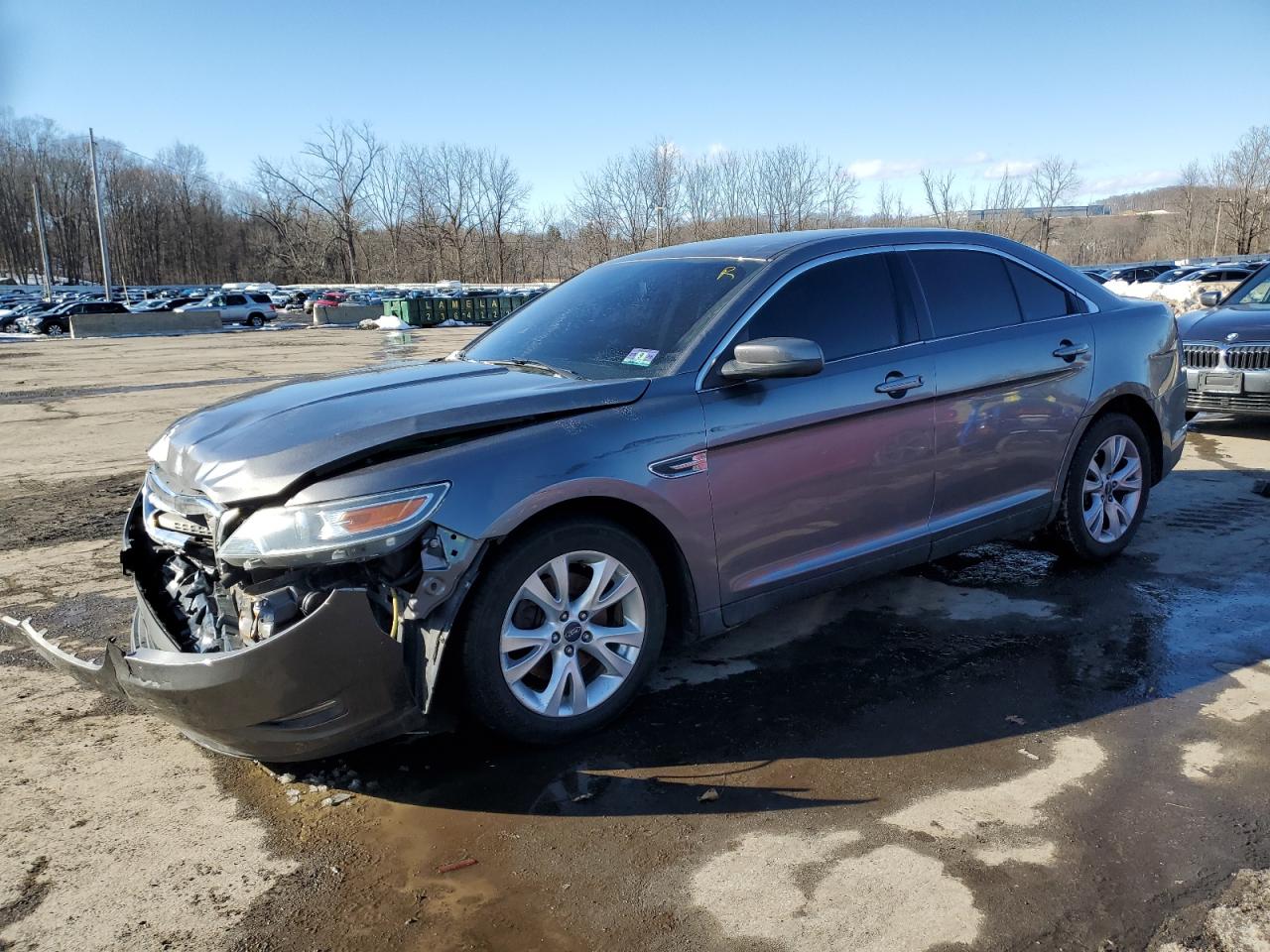 2011 Ford Taurus - Image 1