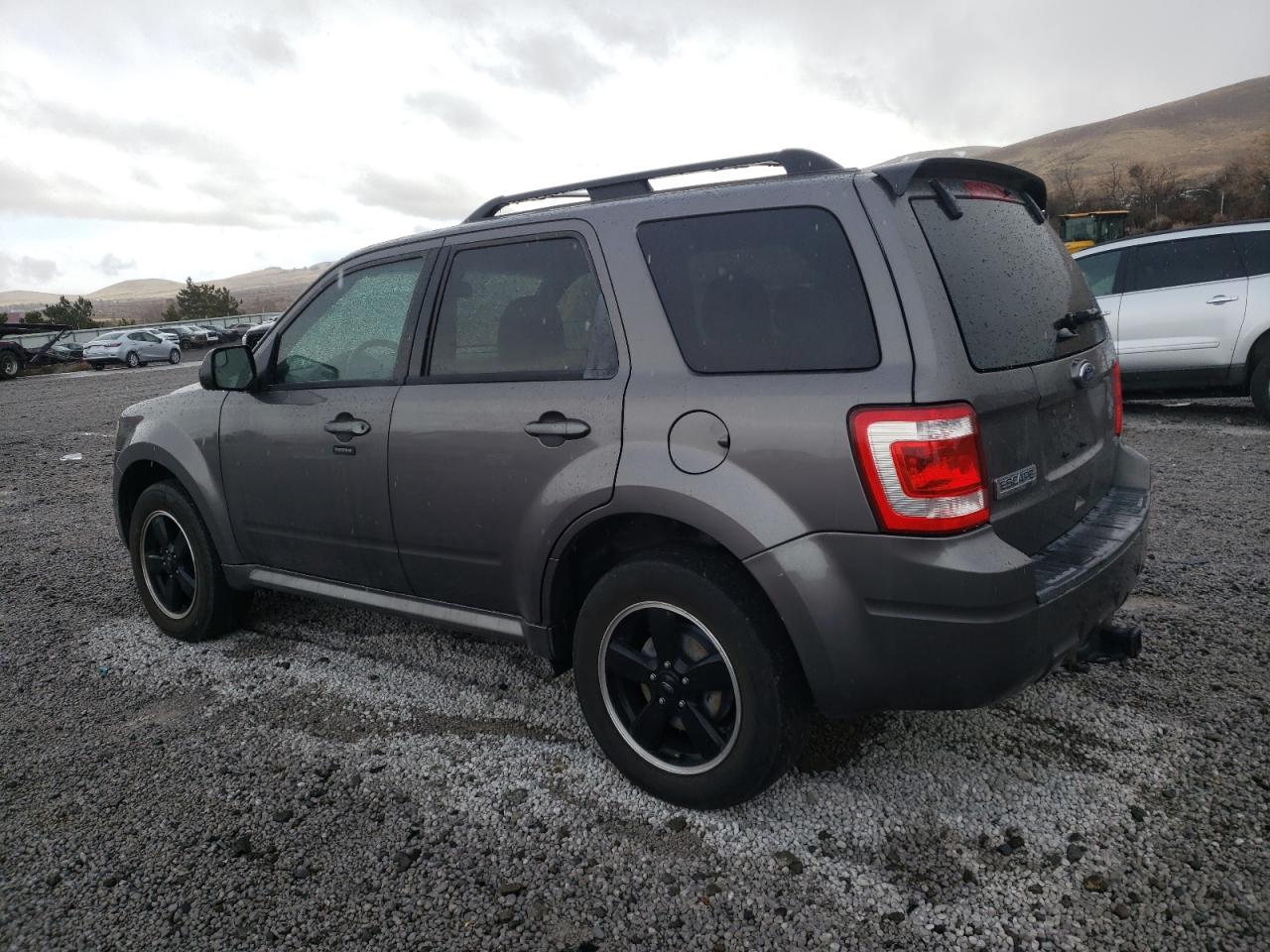 2011 Ford Escape - Image 2