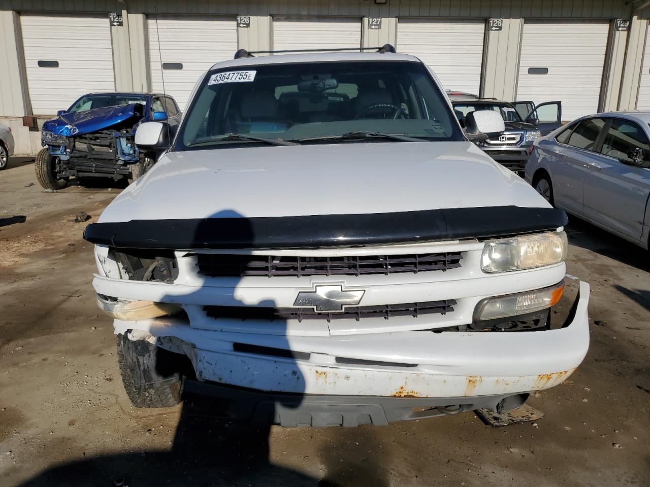 2002 Chevrolet Suburban - Image 5