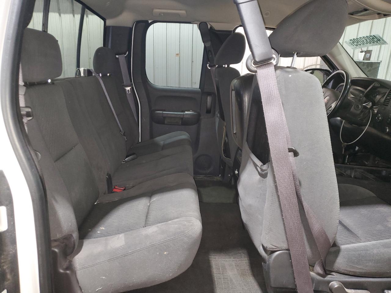 2008 GMC Sierra - Image 10