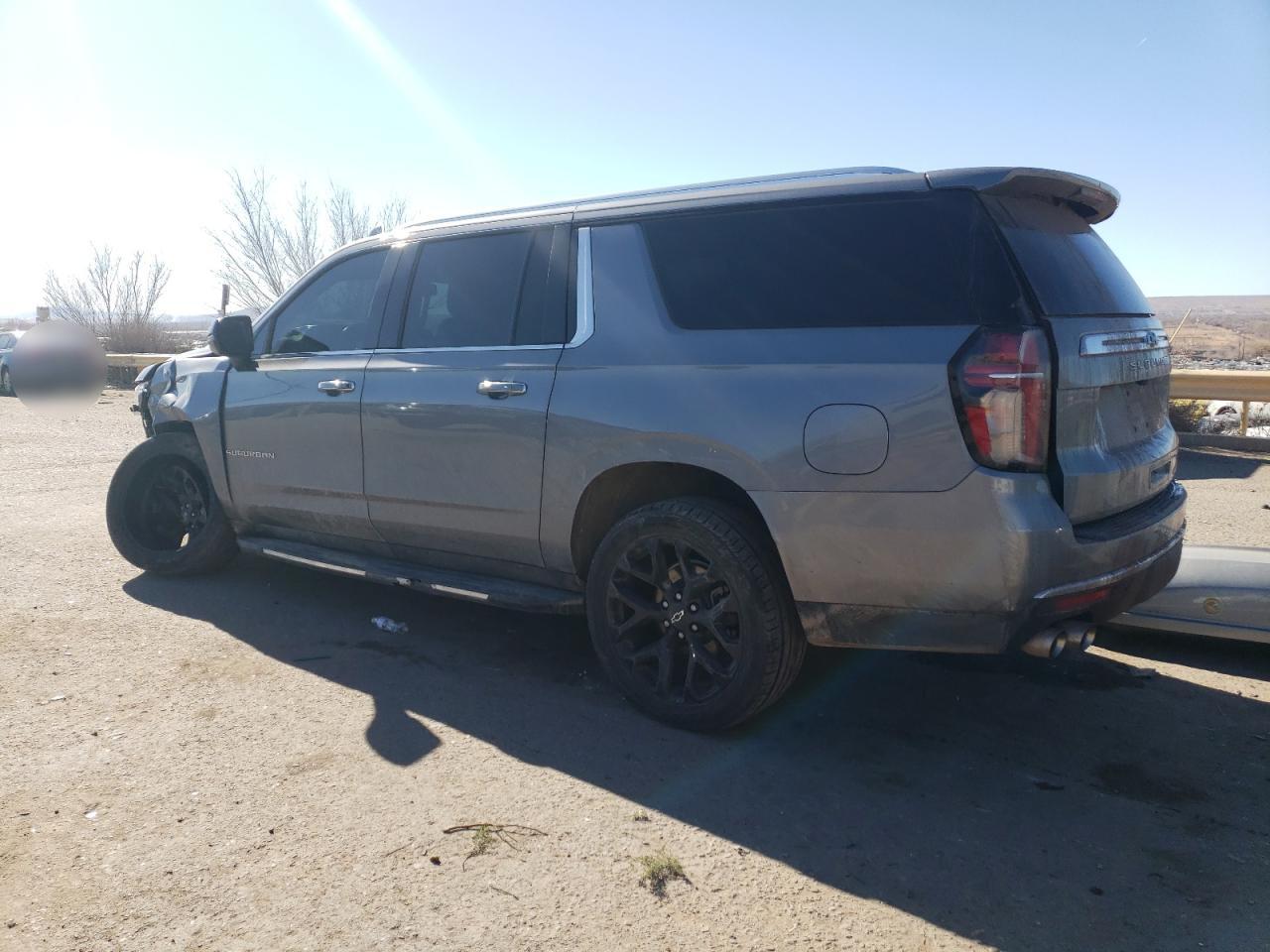 2022 Chevrolet Suburban - Image 2