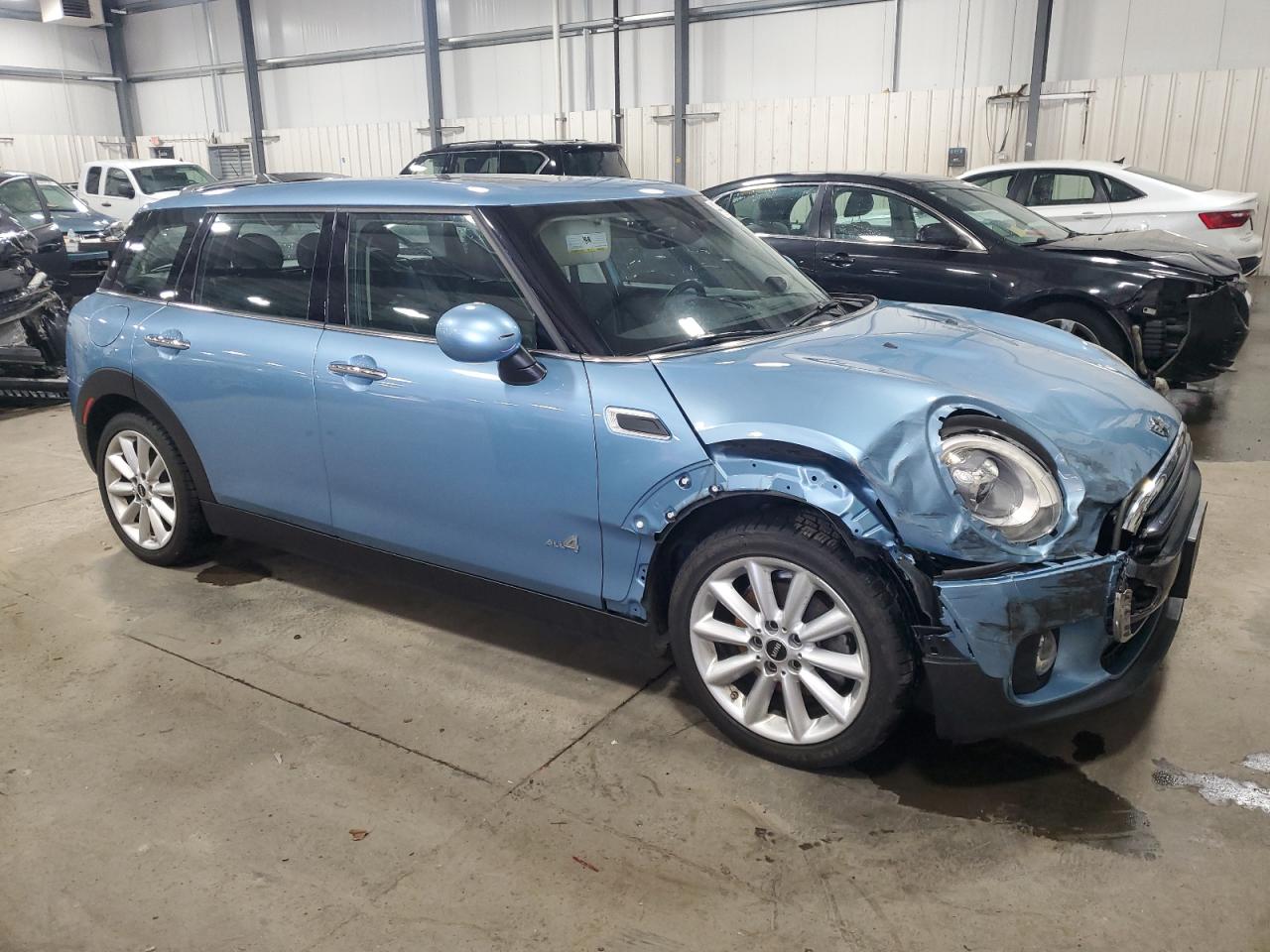 2017 MINI Cooper - Image 4