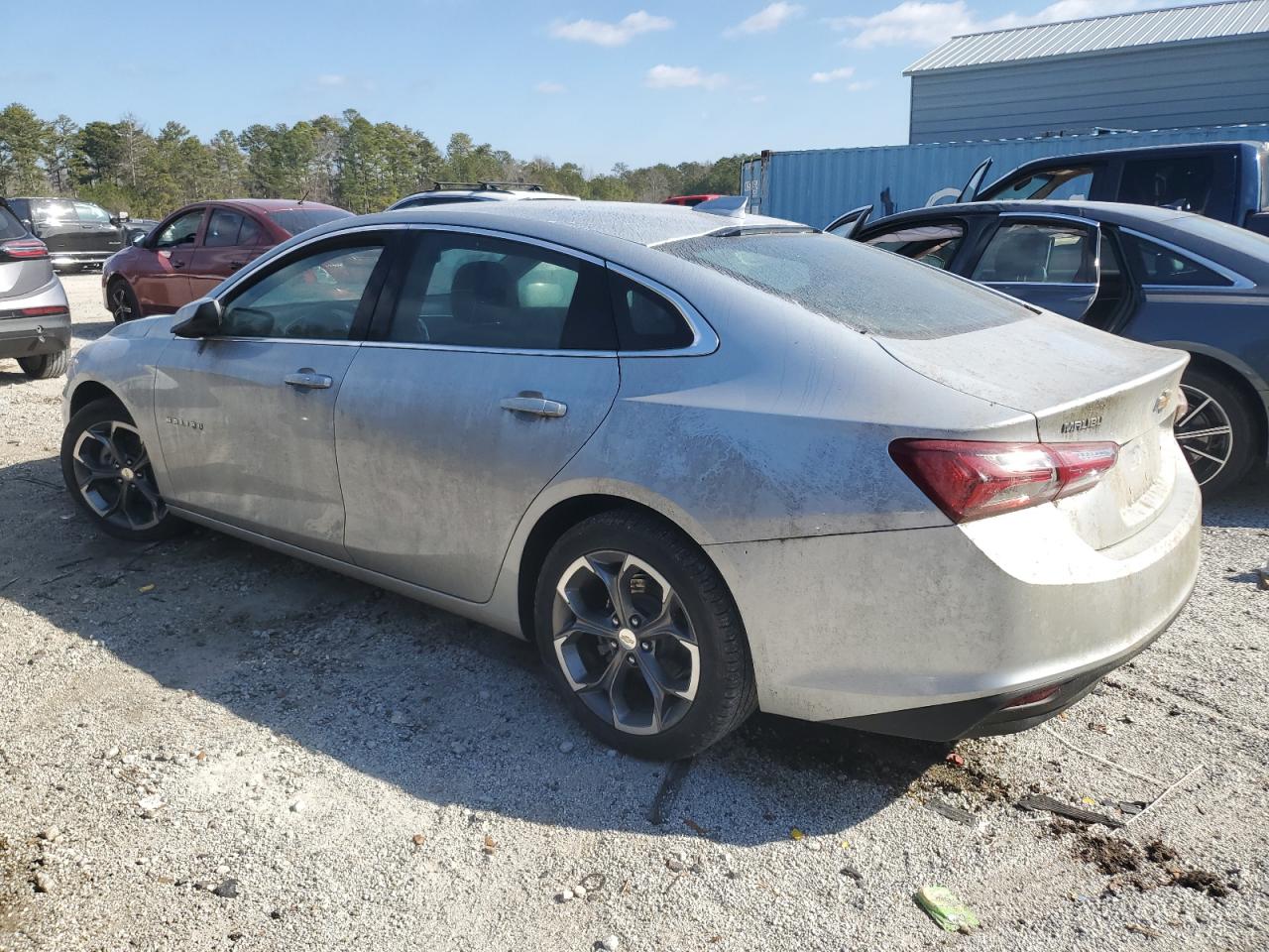 2020 Chevrolet Malibu - Image 2