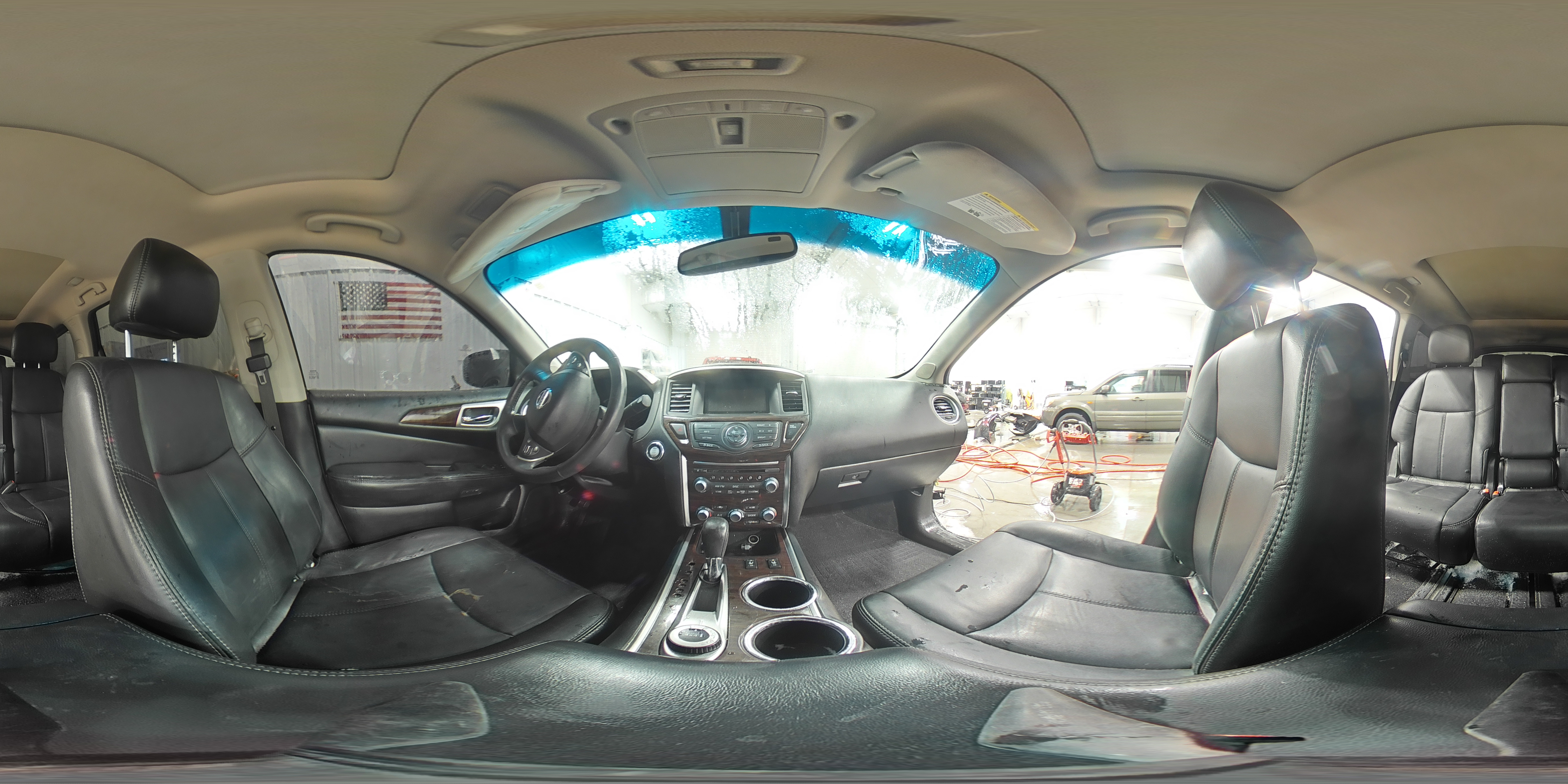2014 Nissan Pathfinder - Image 15