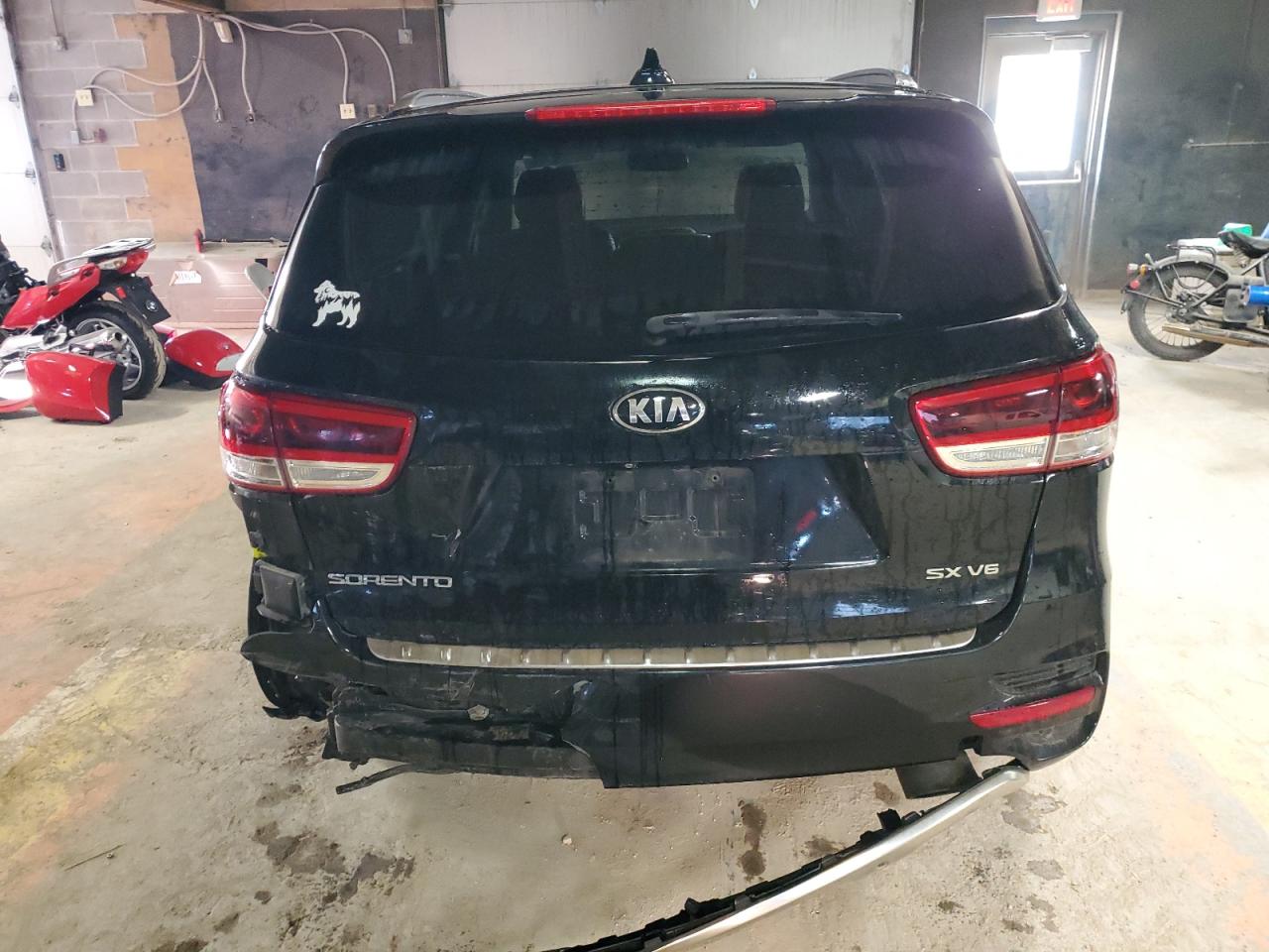 2016 Kia Sorento - Image 6