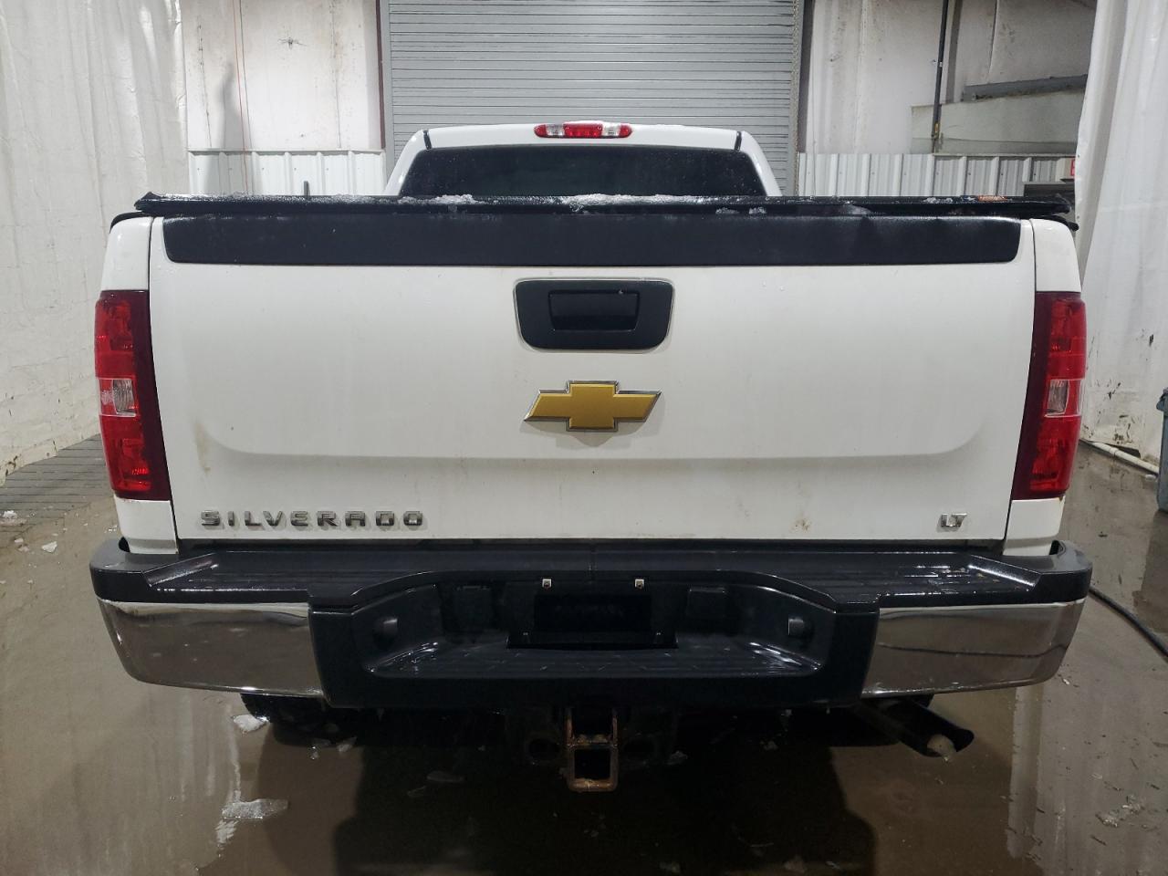 2013 Chevrolet Silverado - Image 6