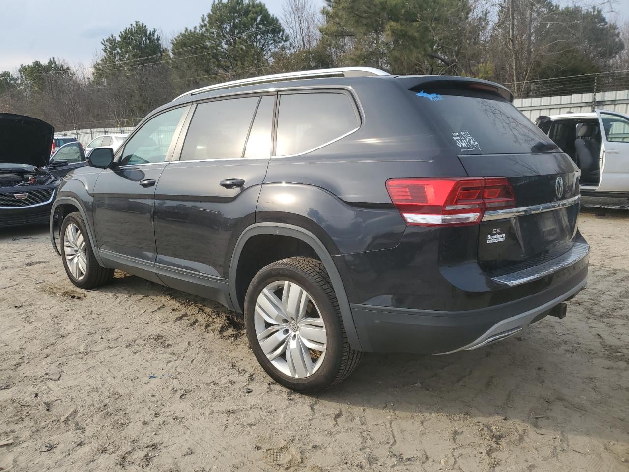 2019 Volkswagen Atlas - Image 2
