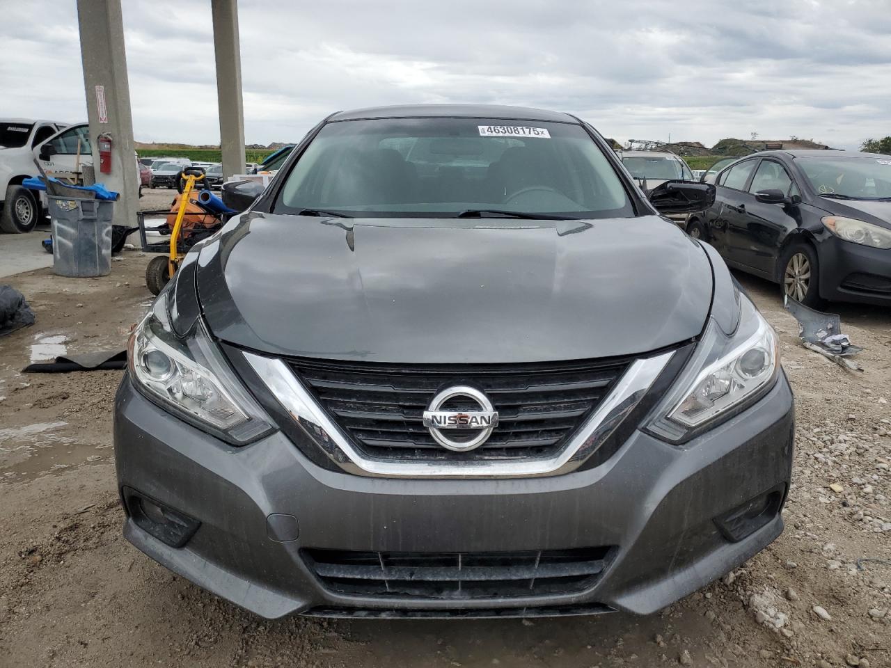 2018 Nissan Altima - Image 5