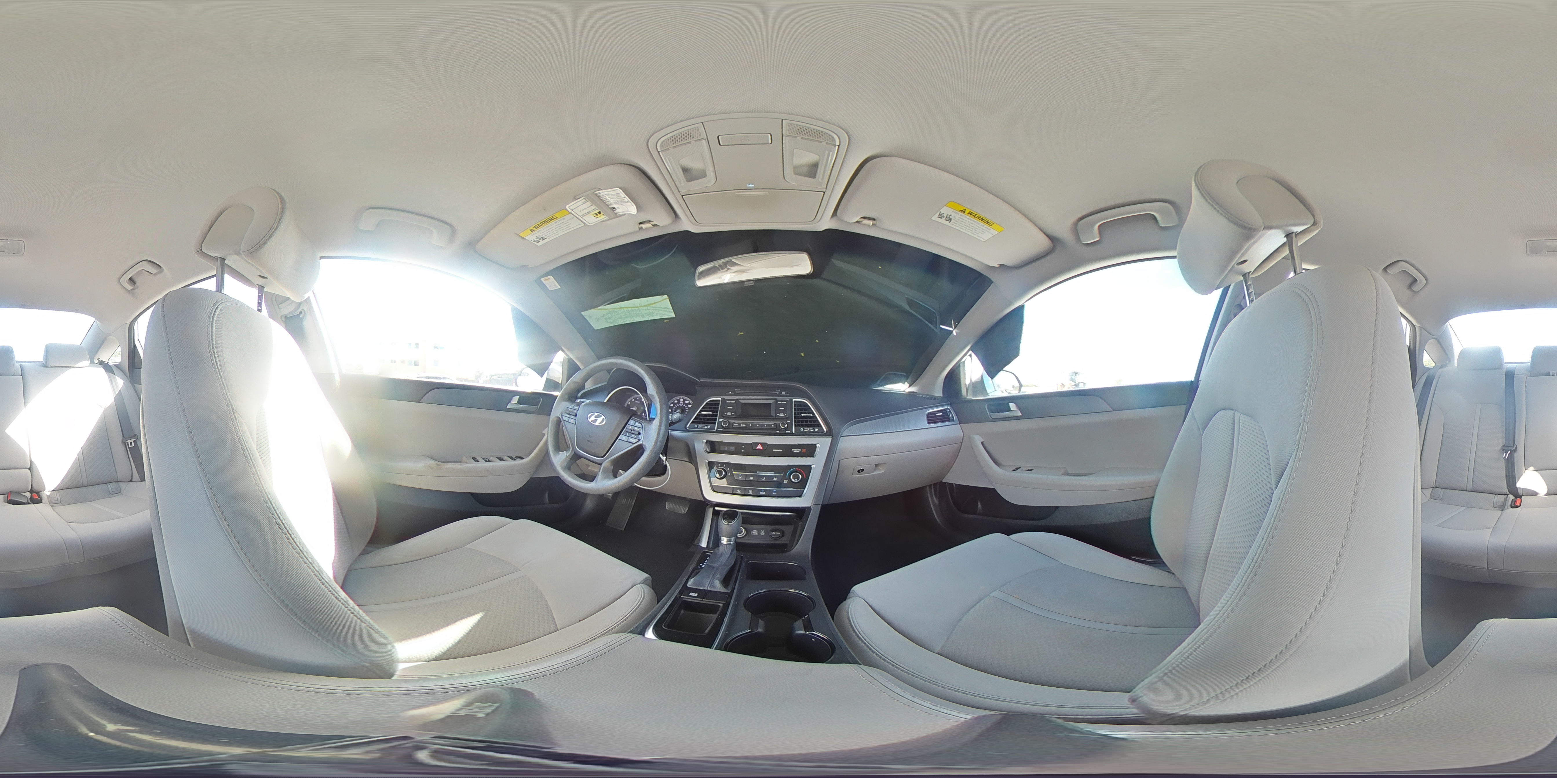 2015 Hyundai Sonata - Image 14