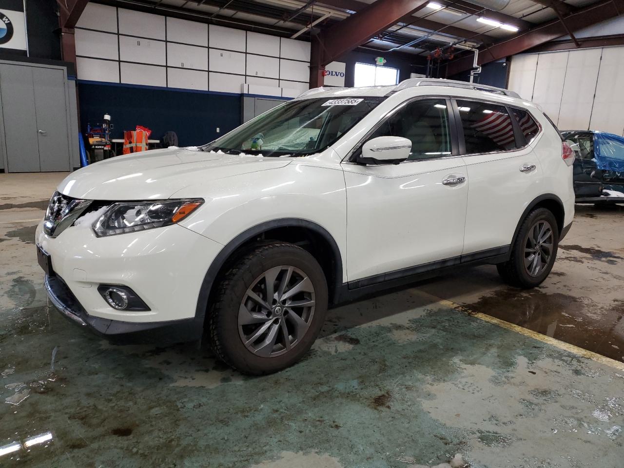 2016 Nissan Rogue - Image 1