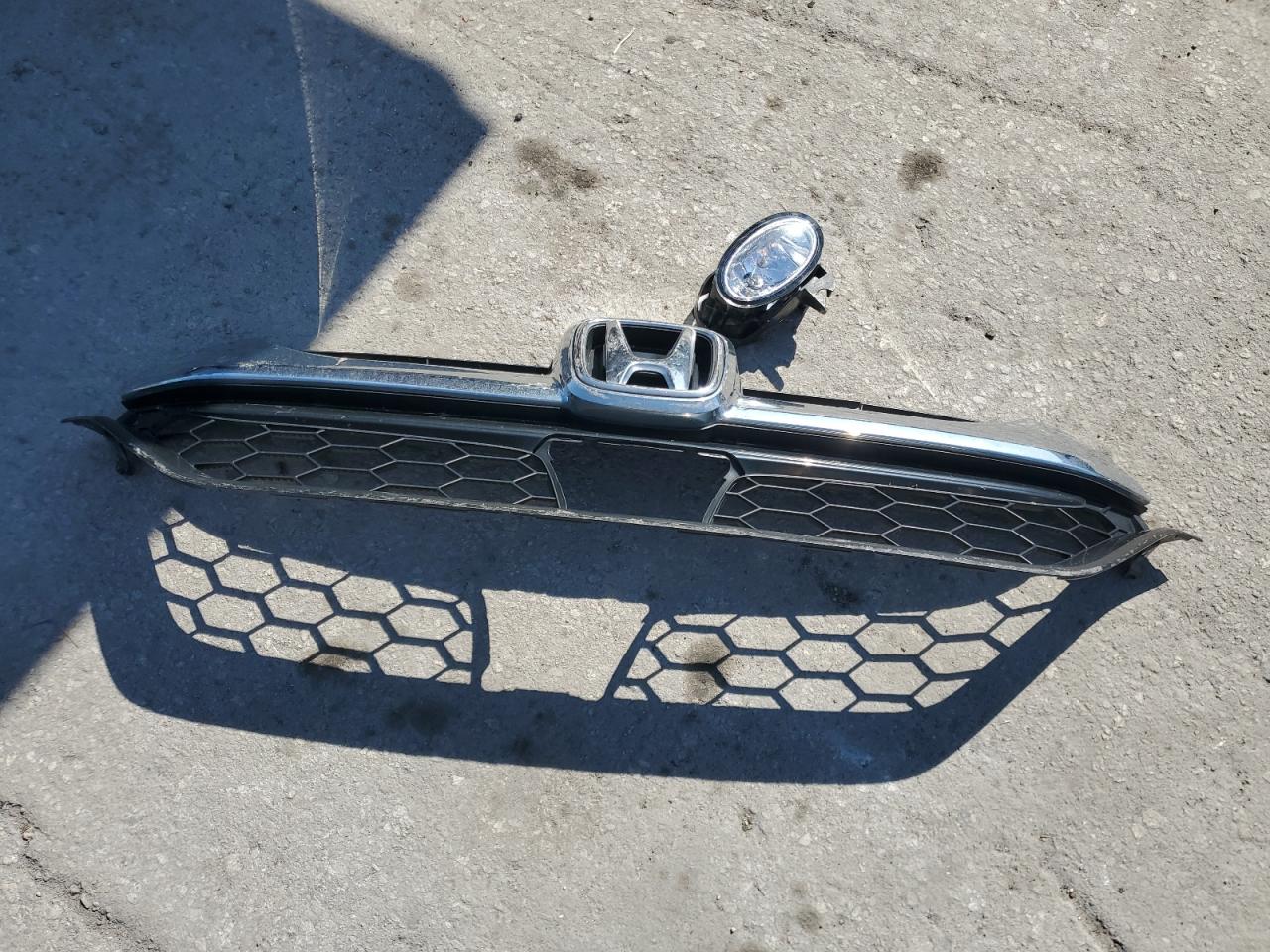 2018 Honda CR-V - Image 13