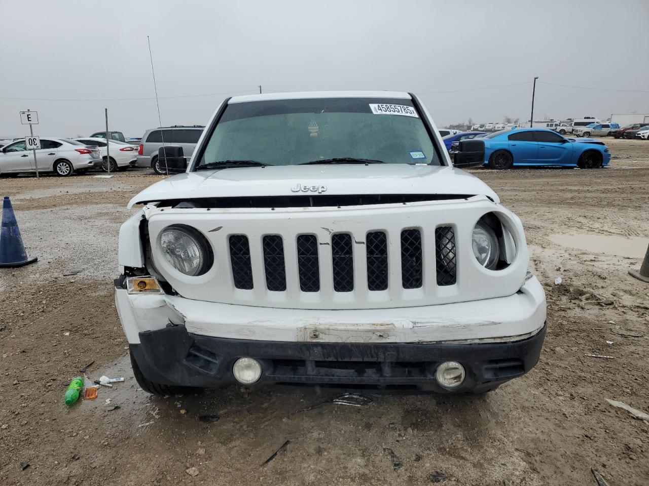 2015 Jeep Liberty (Patriot) - Image 5